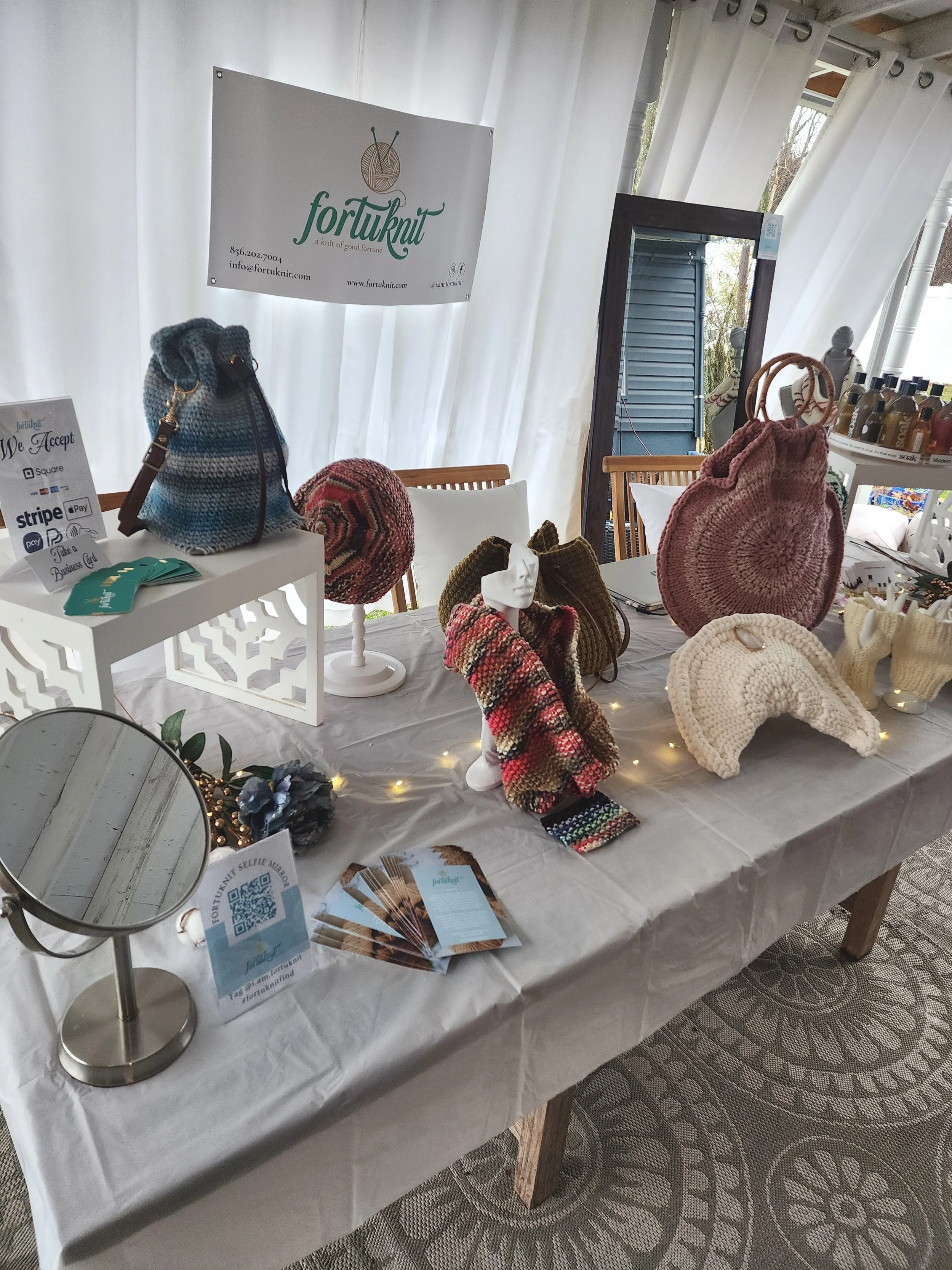 S'mores &amp; Pours Trunk Show full table display