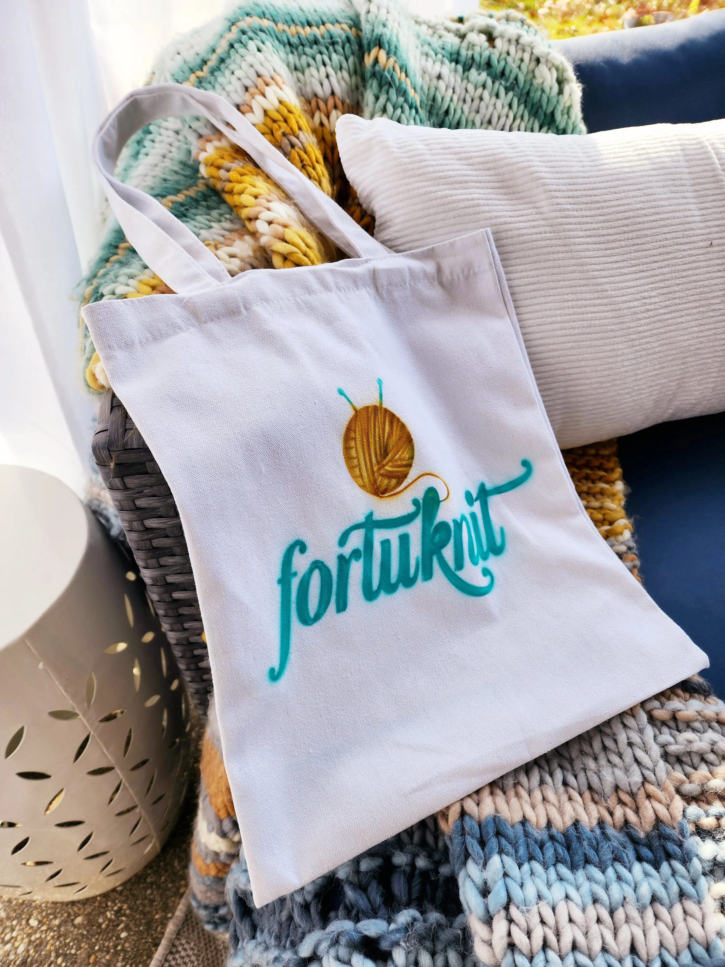 fortuknit tote by Amiracle Artistry