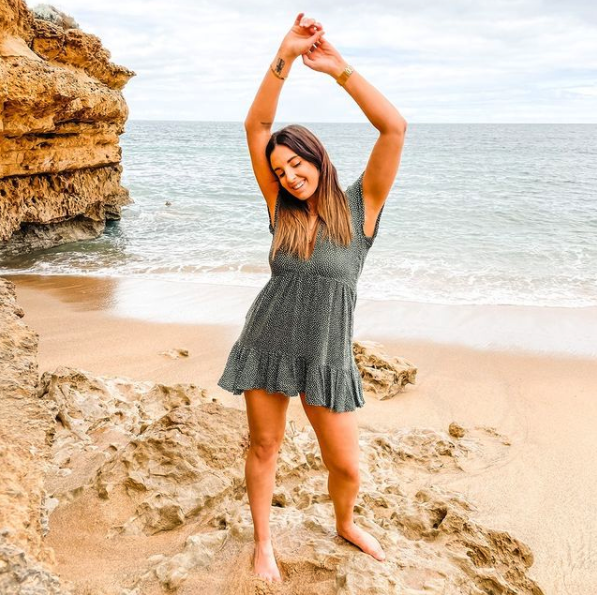 How to set goals for 2021 and achieve them. Make this THE YEAR you change your life.