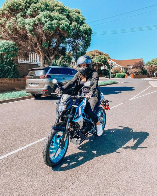 how to make a MOTIVATIONAL vision board (a video vision board?)