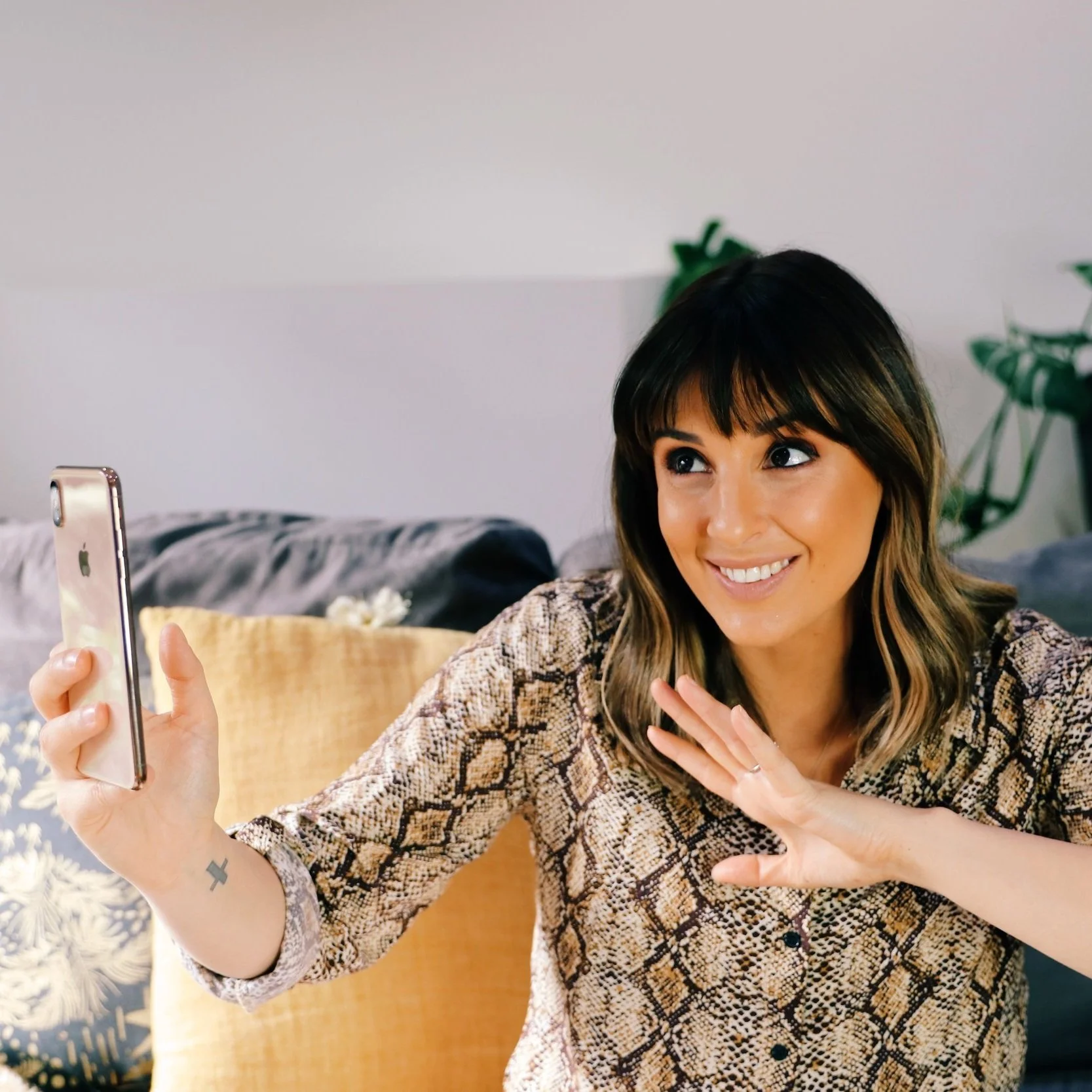 NEVER Run out of Content Ideas Again! (Social Media Content Ideas)