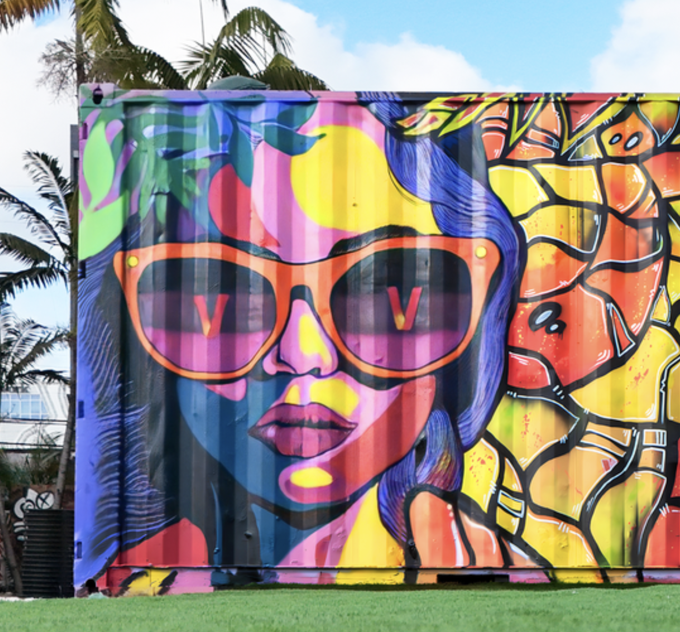 VERIZON MIAMI ART WEEK WYNWOOD MURAL: HIVE AT THE WYNWOOD MARKETPLACE 2024