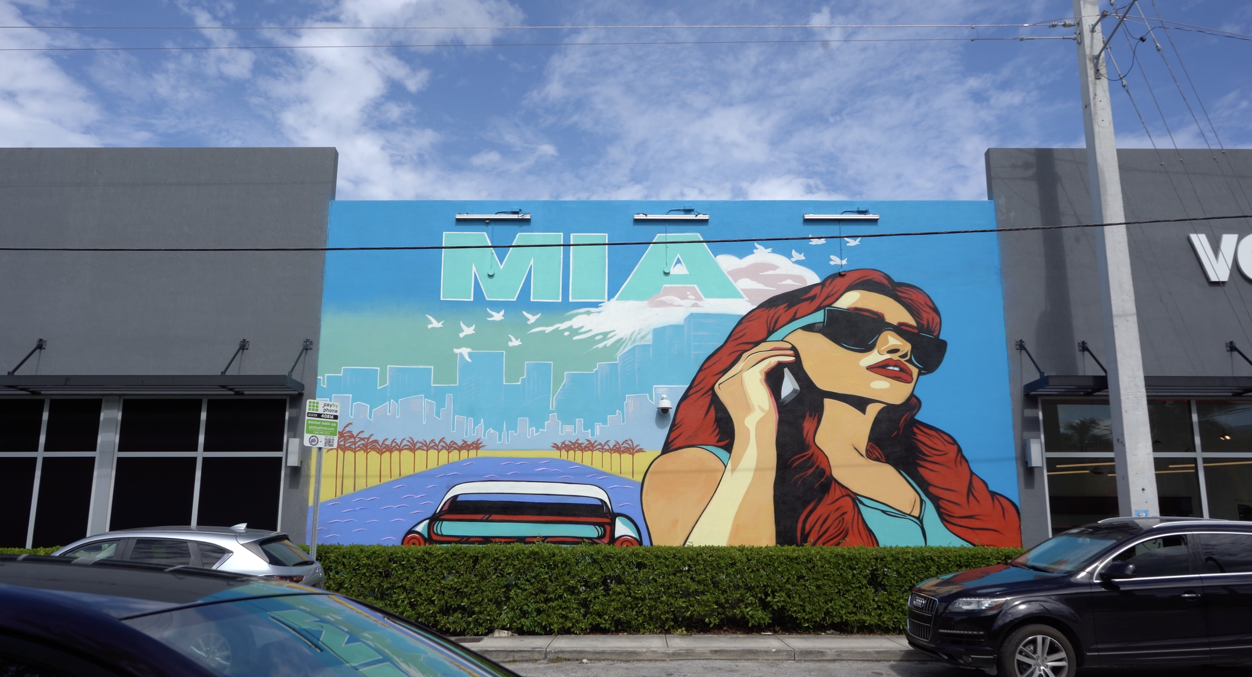 Verizon Wynwood Midtown Miami Mural by Roc Sol, Dennis Perez and Project Roadmap Murals - Miami Mural Team, Wynwood Murals