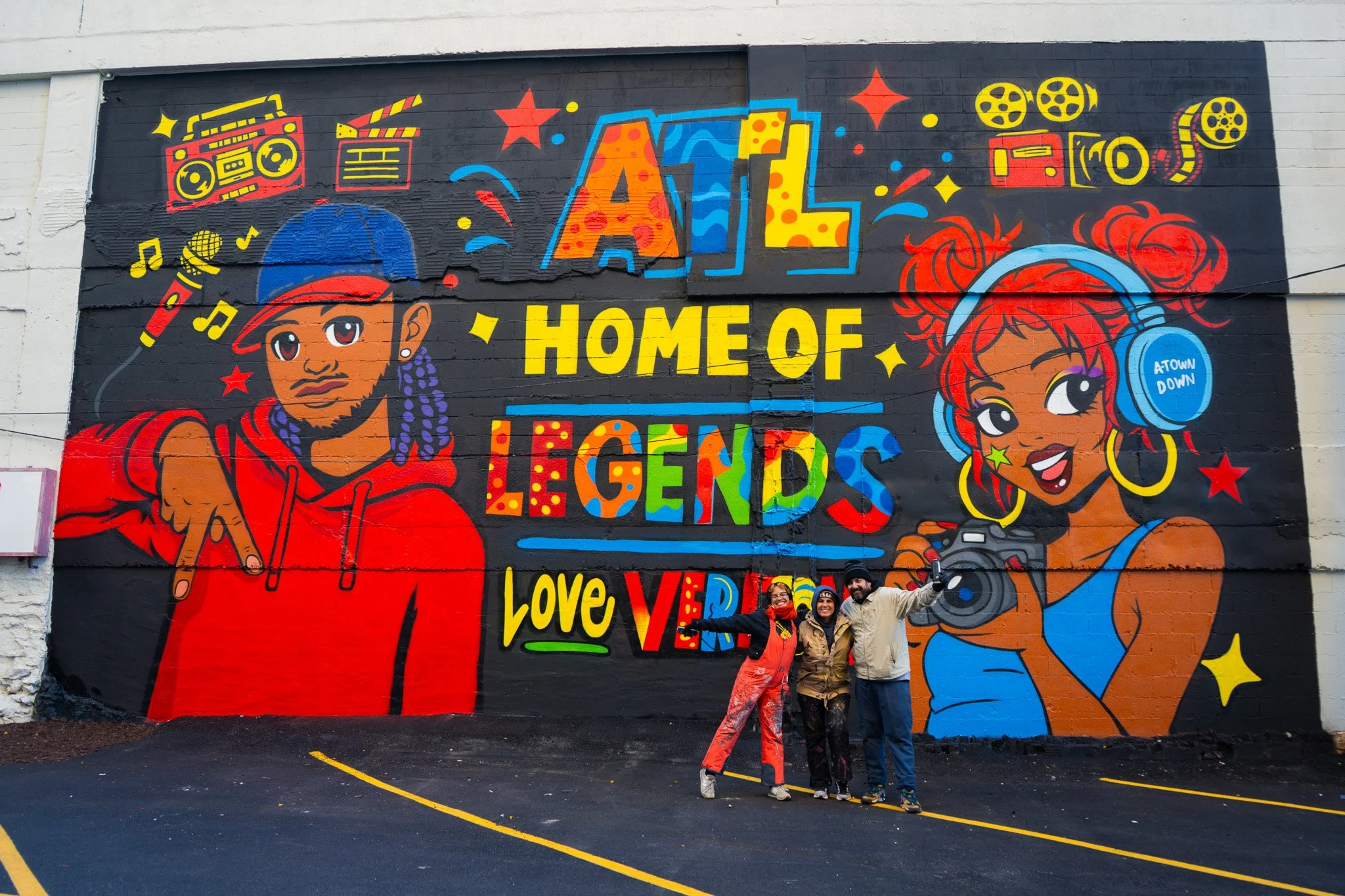 verizon-baker-street-atlanta-mural-drew-borders-roc-sol-miss-lushy-cat-eye-creative-project-roadmap.jpg.jpg