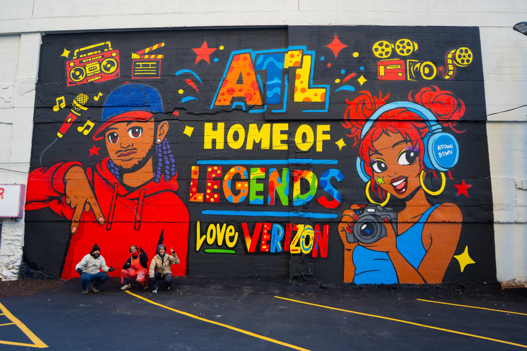 verizon-baker-street-atlanta-mural-drew-borders-roc-sol-miss-lushy-cat-eye-creative-project-roadmap.jpg.jpg