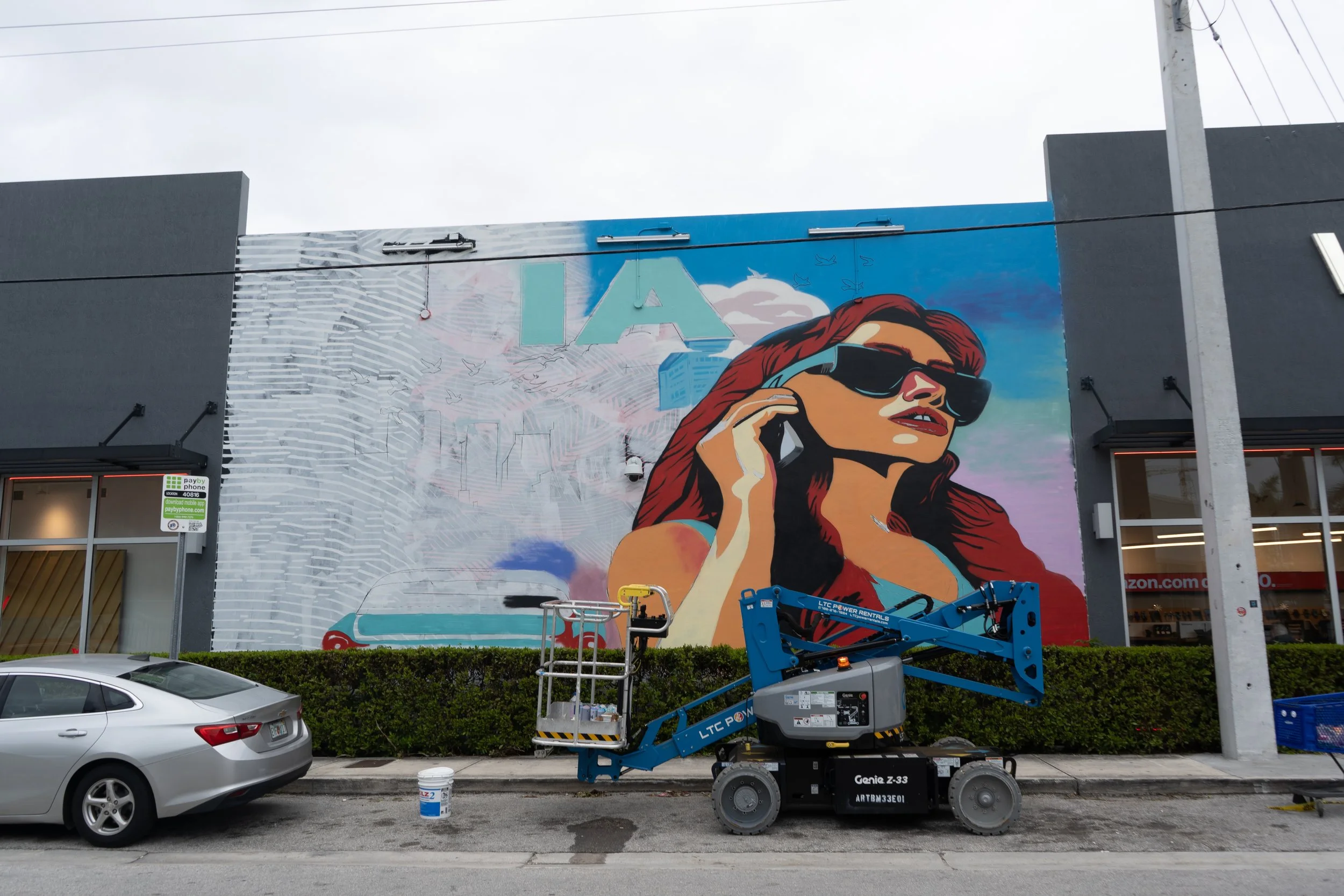 Verizon Wynwood Midtown Miami Mural by Roc Sol, Dennis Perez and Project Roadmap Murals - Miami Mural Team, Wynwood Murals