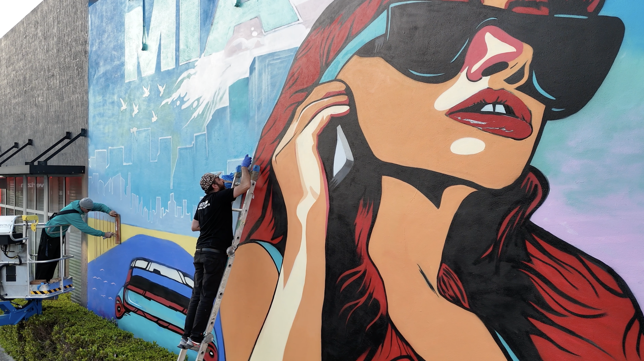 Verizon Wynwood Midtown Miami Mural by Roc Sol, Dennis Perez and Project Roadmap Murals - Miami Mural Team, Wynwood Murals