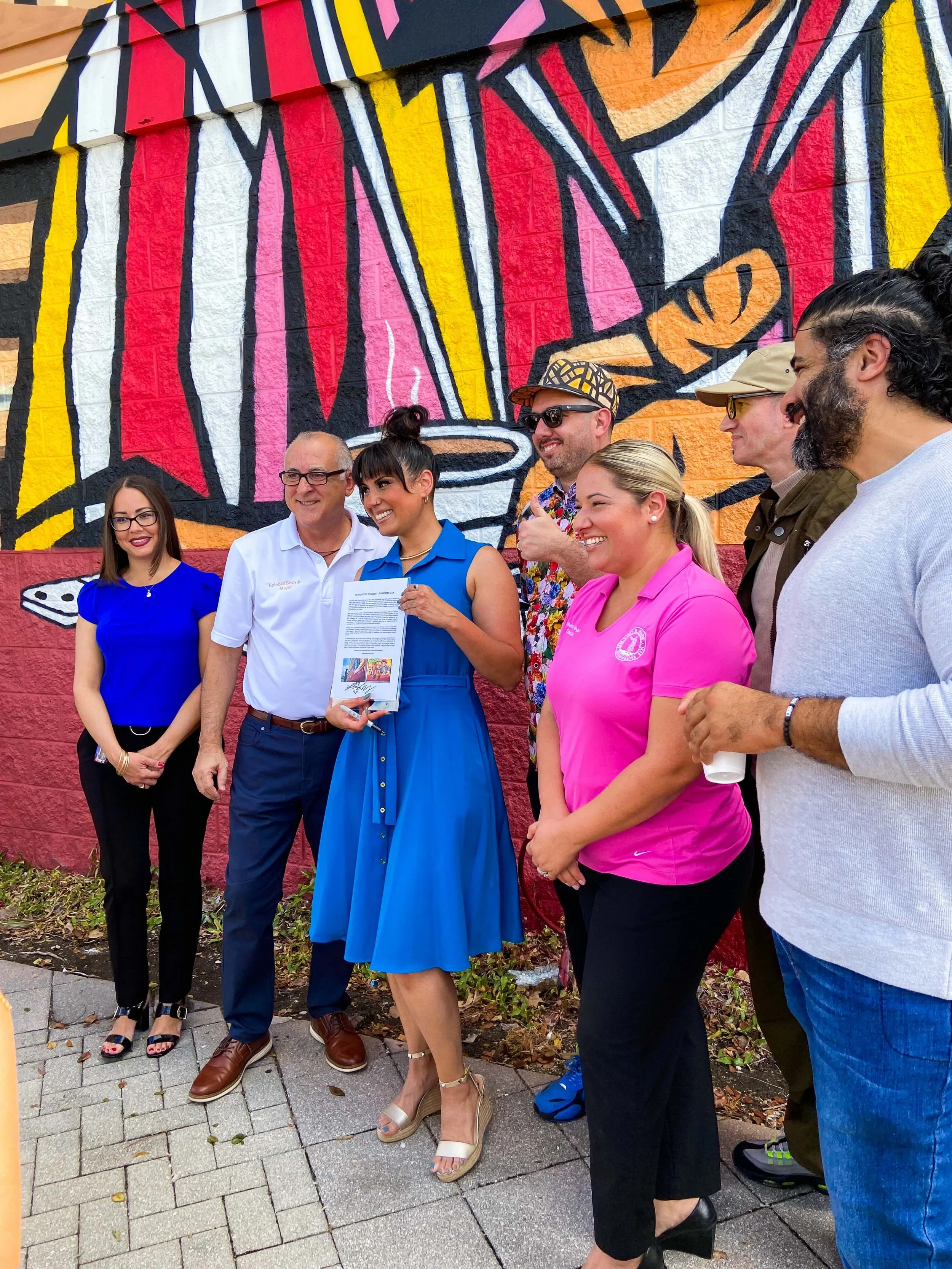 Verizon Hialeah Mural by Miss Lushy, Roc Sol, Dennis Perez and Project Roadmap Murals - Miami Mural Team, Hialeah Murals