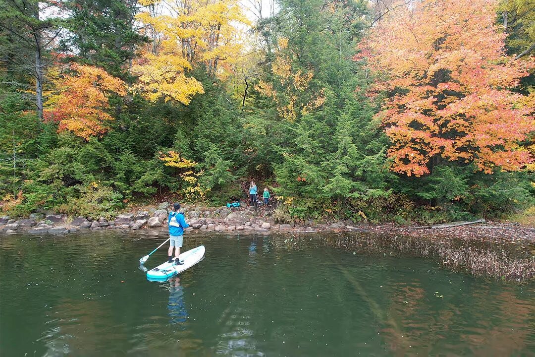 Hiked the SOLO sup into sis and bub and paddled around Bub Lake! @pauhanasurfsupply