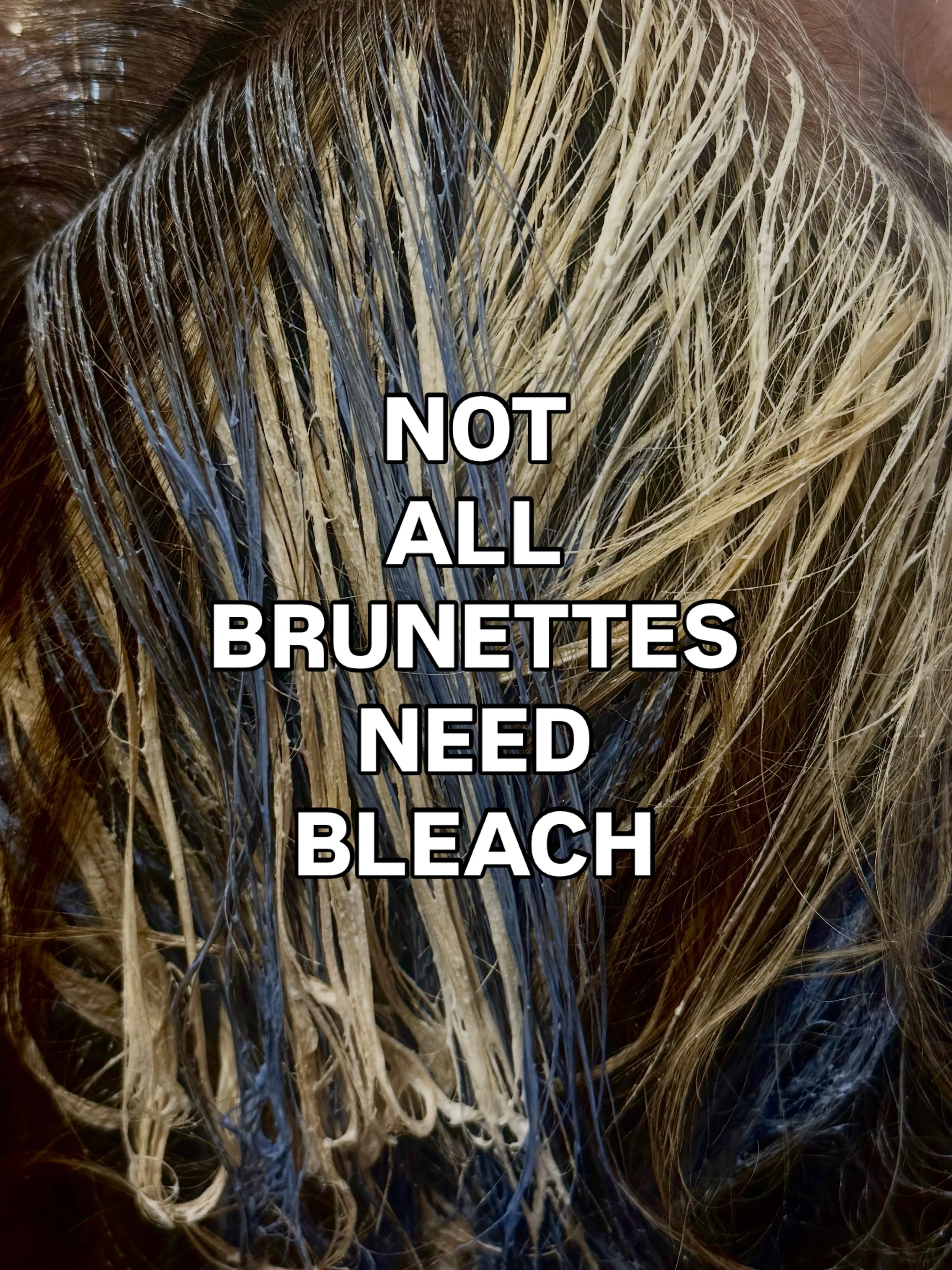 CONTROVERSIAL OPINION: Not all sun-kissed brunettes need bleach! Personally, I am a huge fan of using HIGHLIFT color on almost all of my clients, but I hear a lot of stylists say they would absolutely never! On this particular client with natural lev