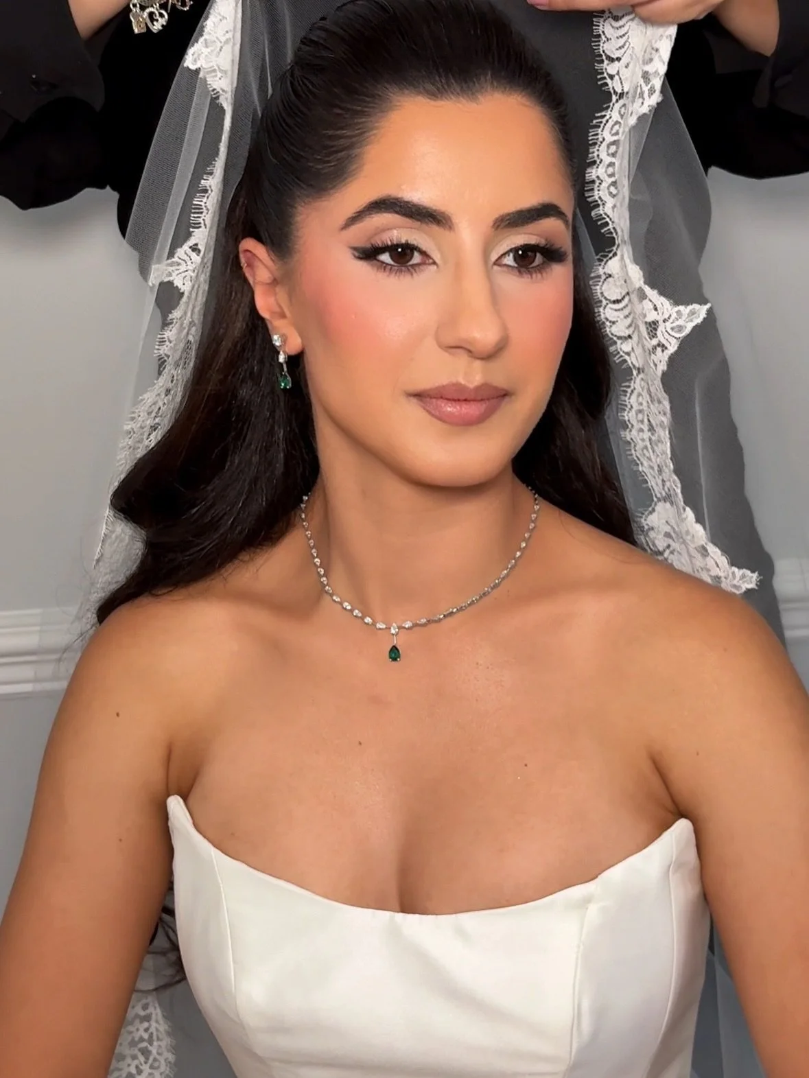 Mahsa🤍💍 

#bridalglam #softglam #bridalmakeup #timelessbridal #torontobridalmakeup #torontomakeupartist #torontobridalhair #bridalinspo