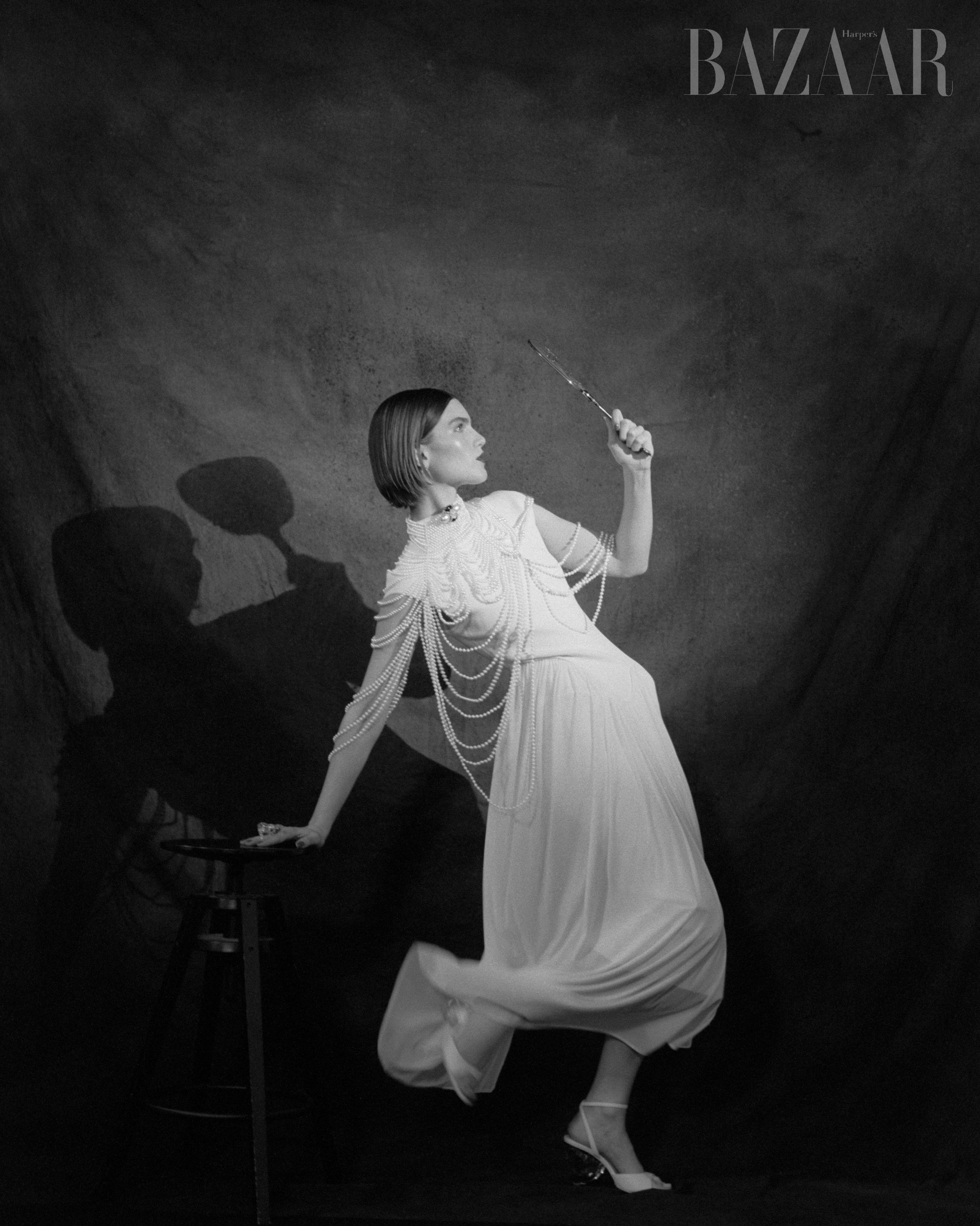 HBZVN_GLAMOUR ESCAPISM_1.jpg