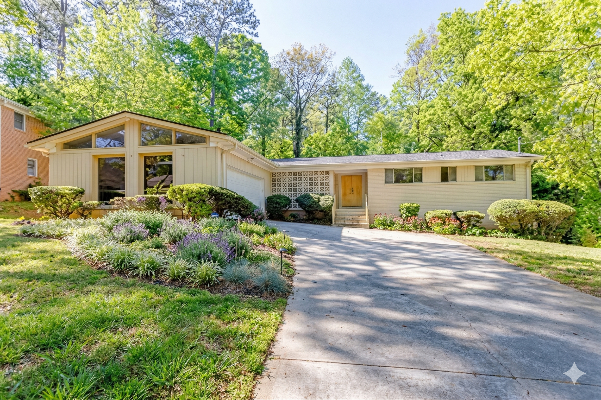 Collier Heights, Atlanta GA: National Historic District, Mid-Century Architecture &amp; Home Prices 2026