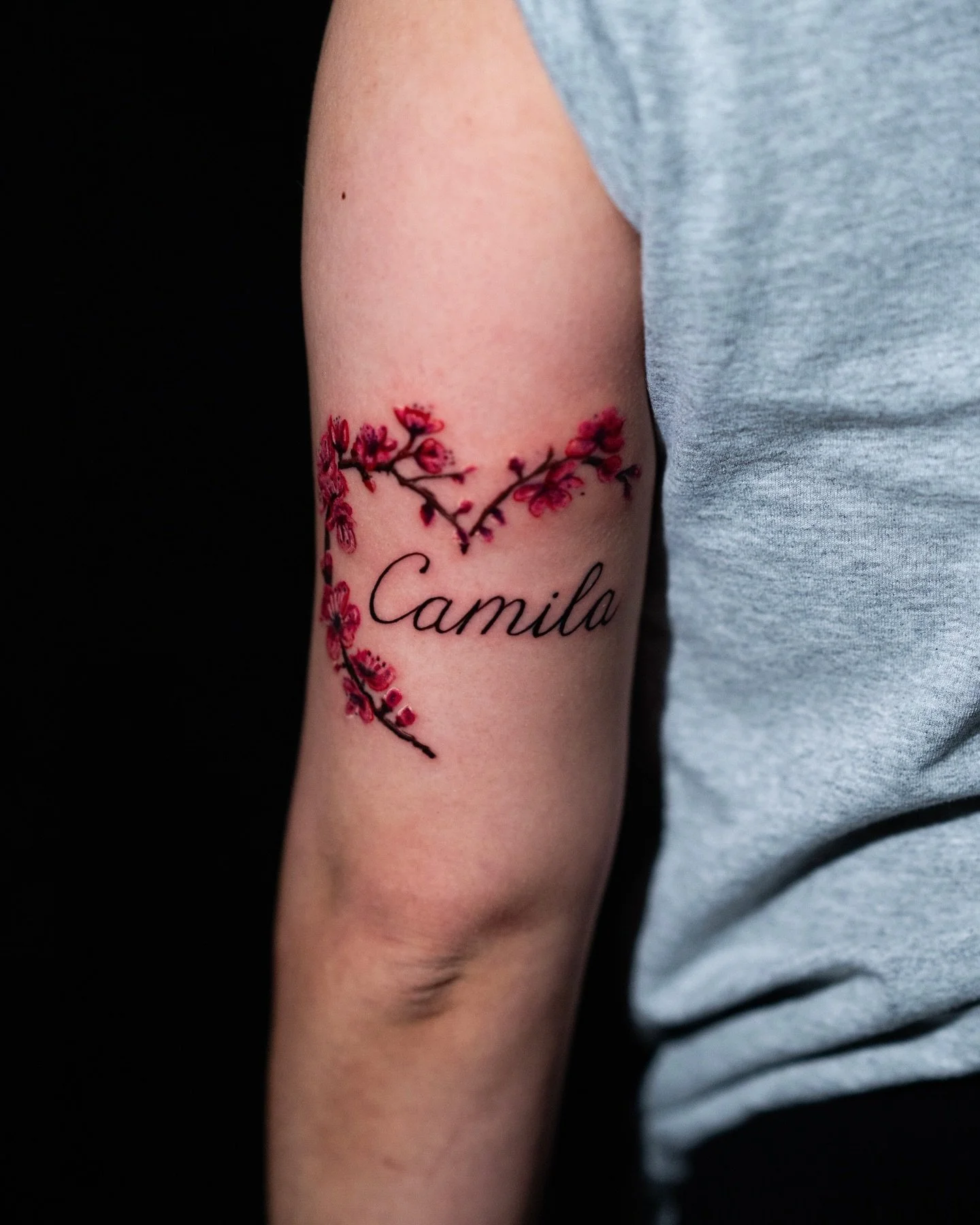 Blooms of Beauty 🌸✨ Delighted to share this piece

Done at @aztekink 

aztekink

#tattoo #tattooartist #tattooart #apprenticetattoo #apprenticetattooer #aztekinktattoostudio #tinleyparktattoo #chicagotattooartist #tattooideas #tattooapprentice #lafi