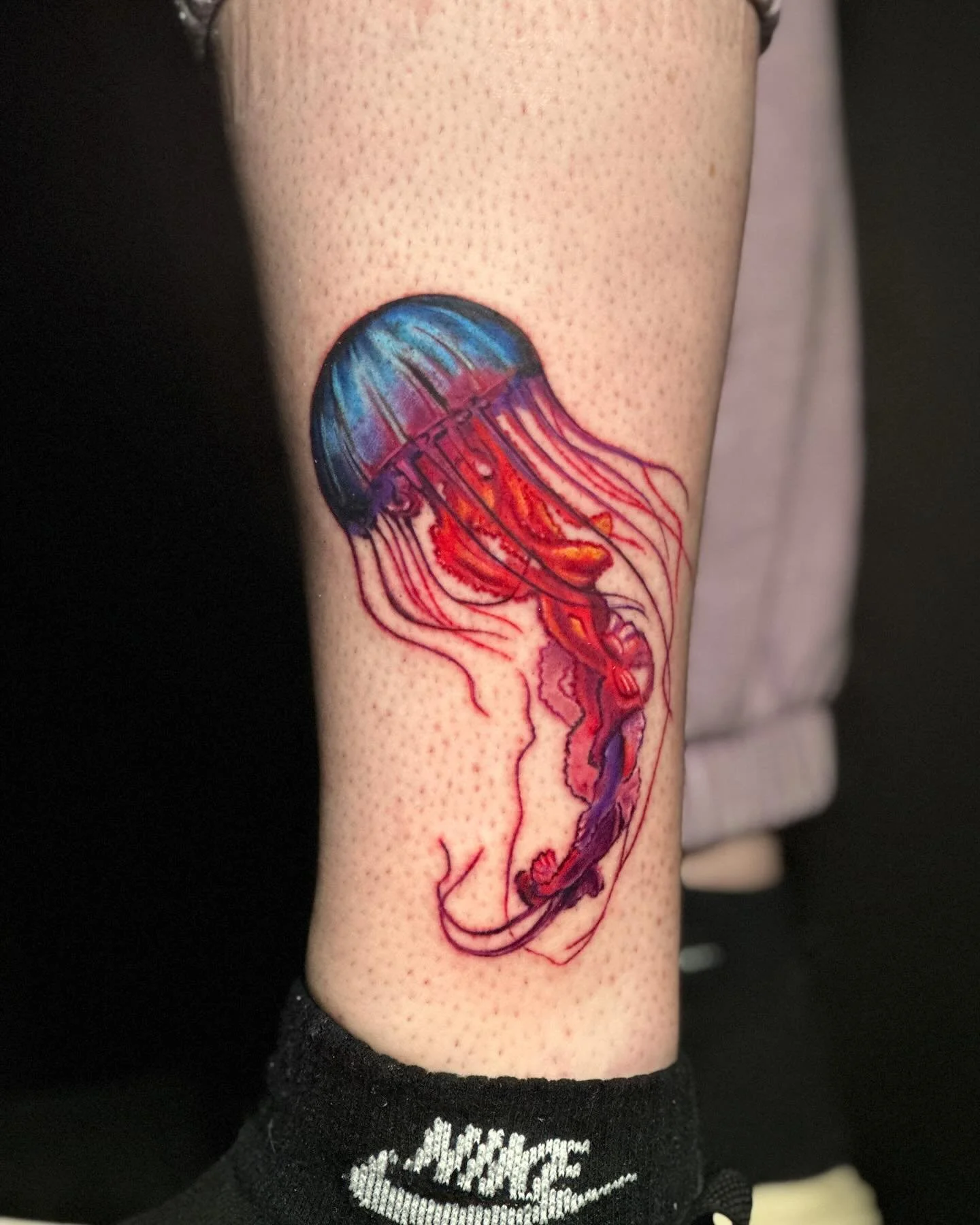 Fun jellyfish 🪼 from a few months ago. Swipe for video! 

Done at @aztekink 

#tattoo #tattooartist #tattooart #apprenticetattoo #apprenticetattooer #aztekinktattoostudio #tinleyparktattoo #chicagotattooartist #tattooideas #tattooapprentice