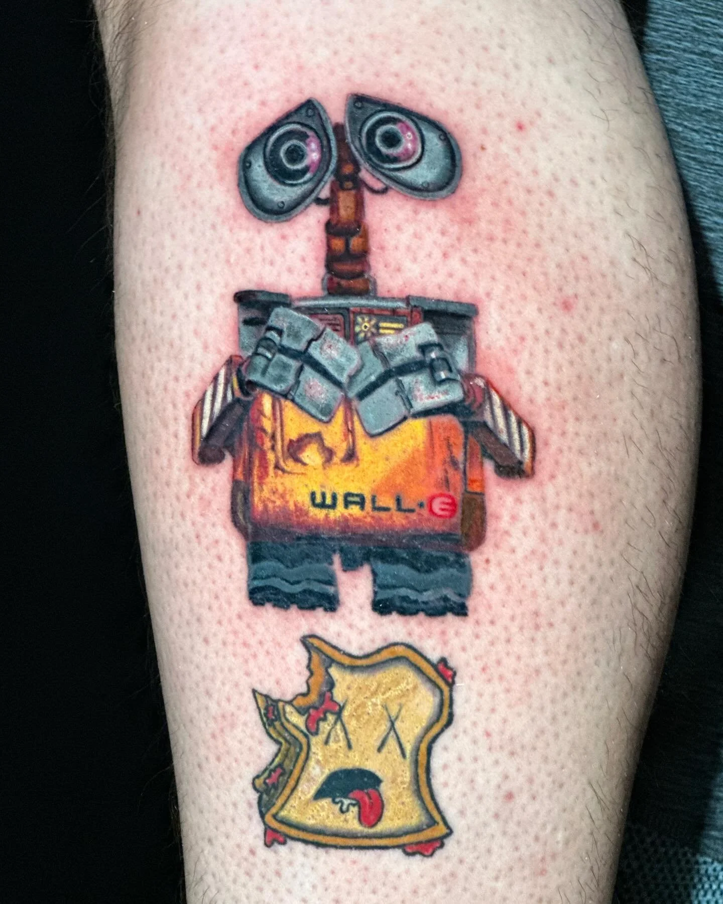 Excited to bring this loving robot to life on skin! The tattoo below WALL&middot;E was done by me in October 2022. It&rsquo;s very interesting to see how much I&rsquo;ve grown since! 

Done at @aztekink 

#tattoo #tattooartist #tattooapprentice #azte