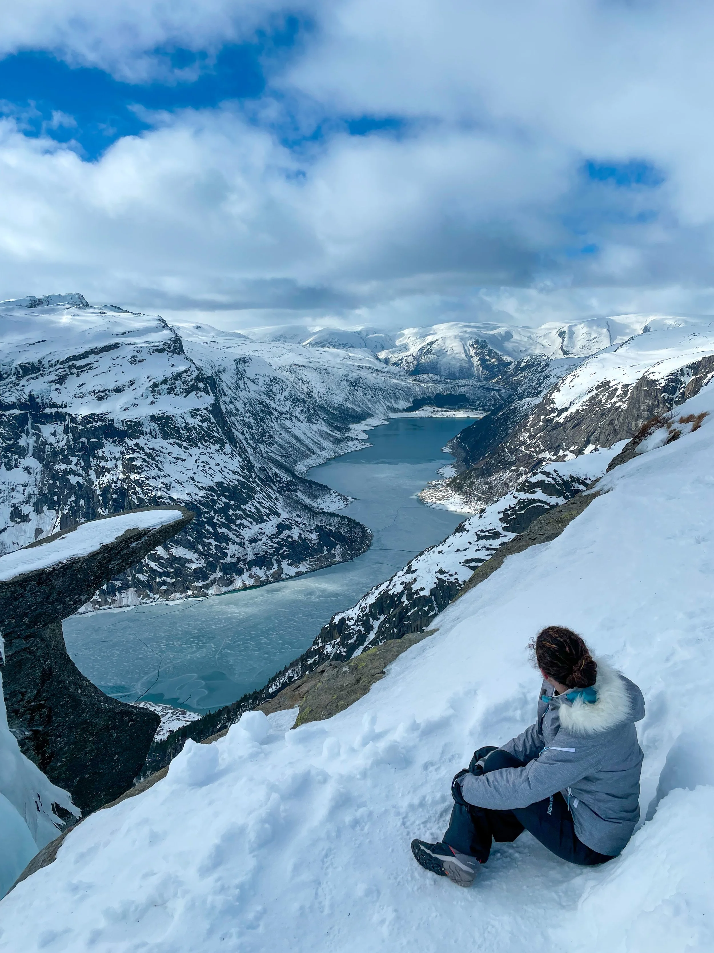 Trolltunga in the winter time