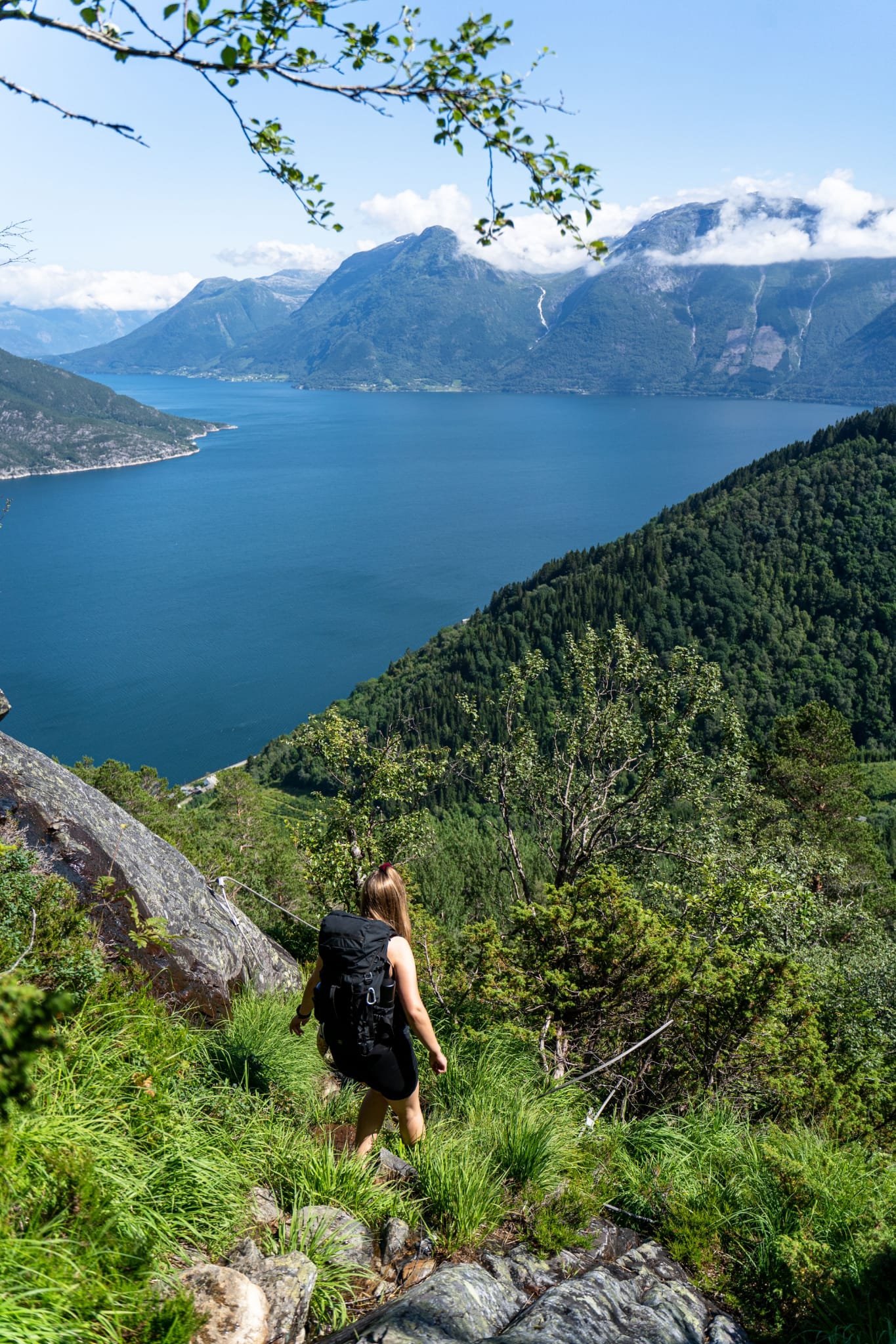 Exploring Nature's Treasures: Short Hikes Around Odda You Can't Miss