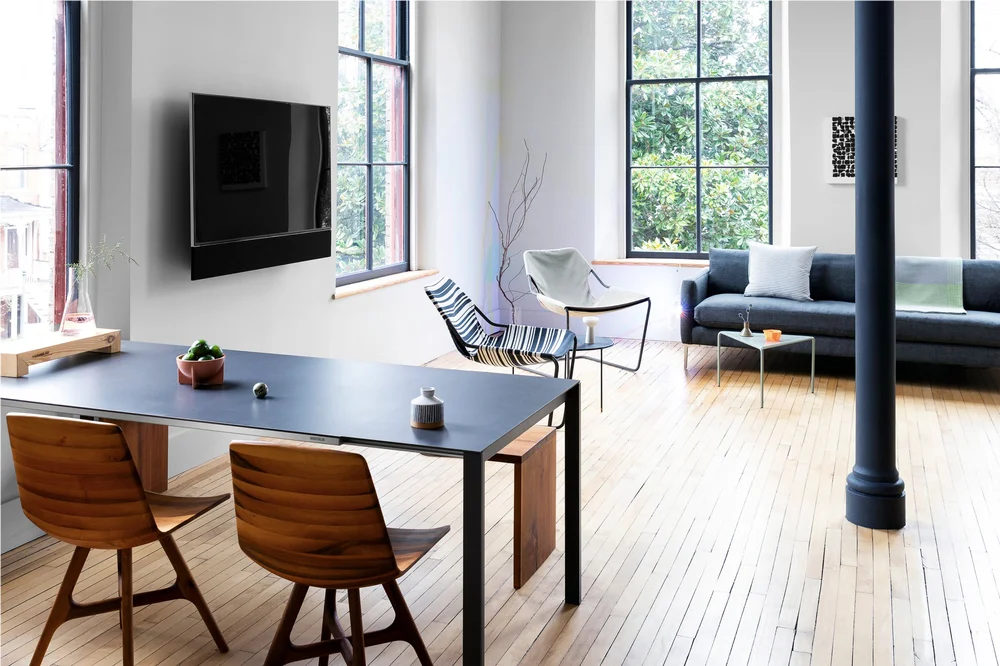 Leon Tonecase FIT concealing a Sonos soundbar beneath a wall-mounted TV