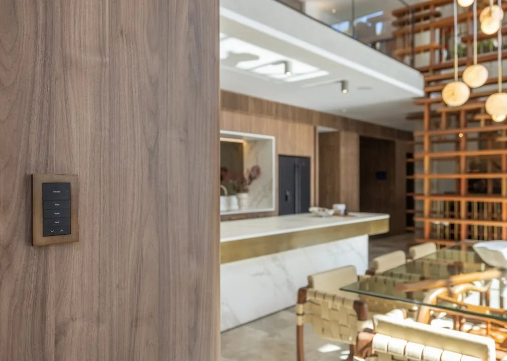 End of the year savings on Control4 Lux Lighting Controls! https://zurl.co/2TvGl
#hteny #control4 #luxbycontrol4 #lightingcontrols