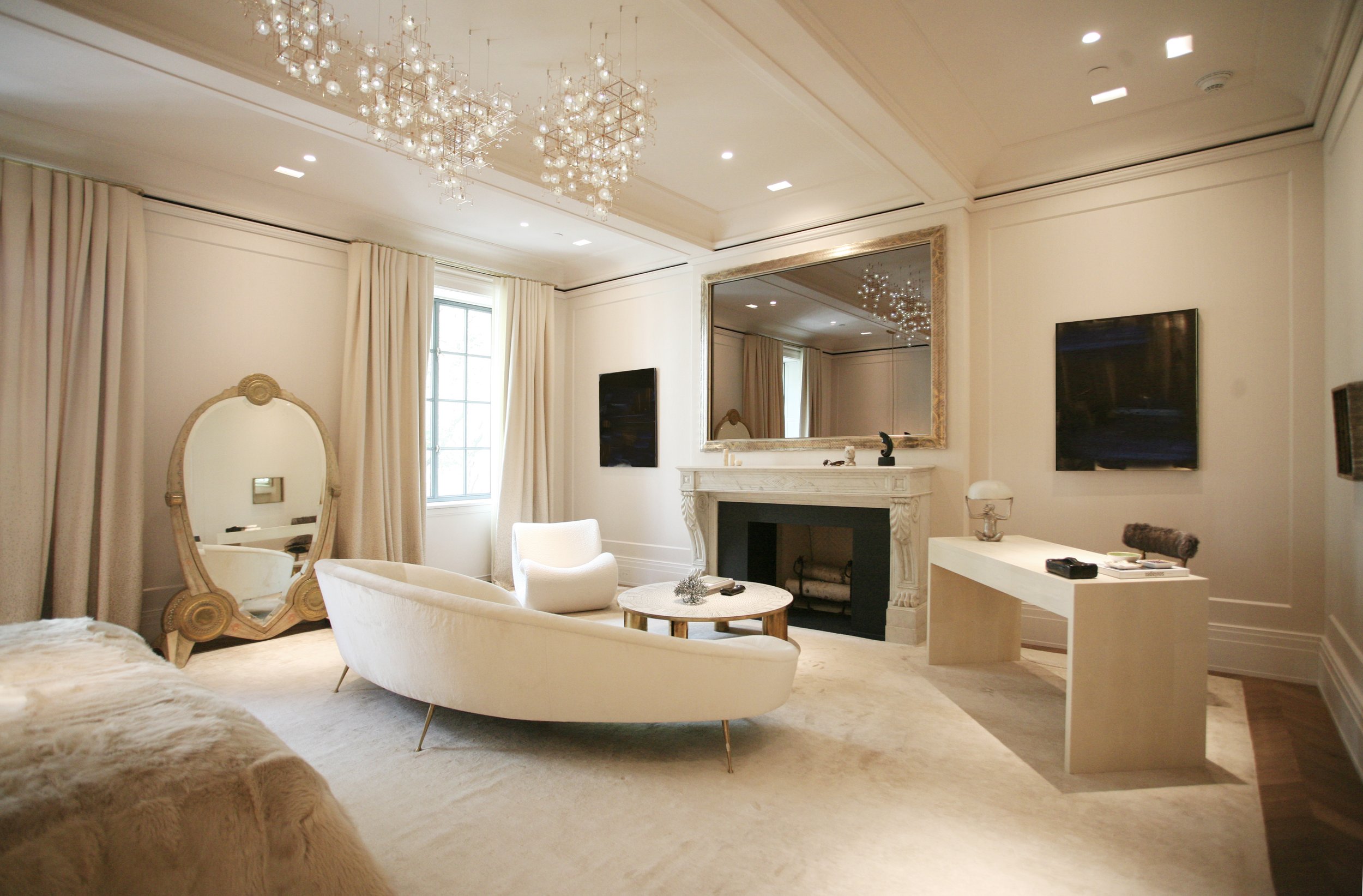 22520_Angle 3 TV OFF.jpg