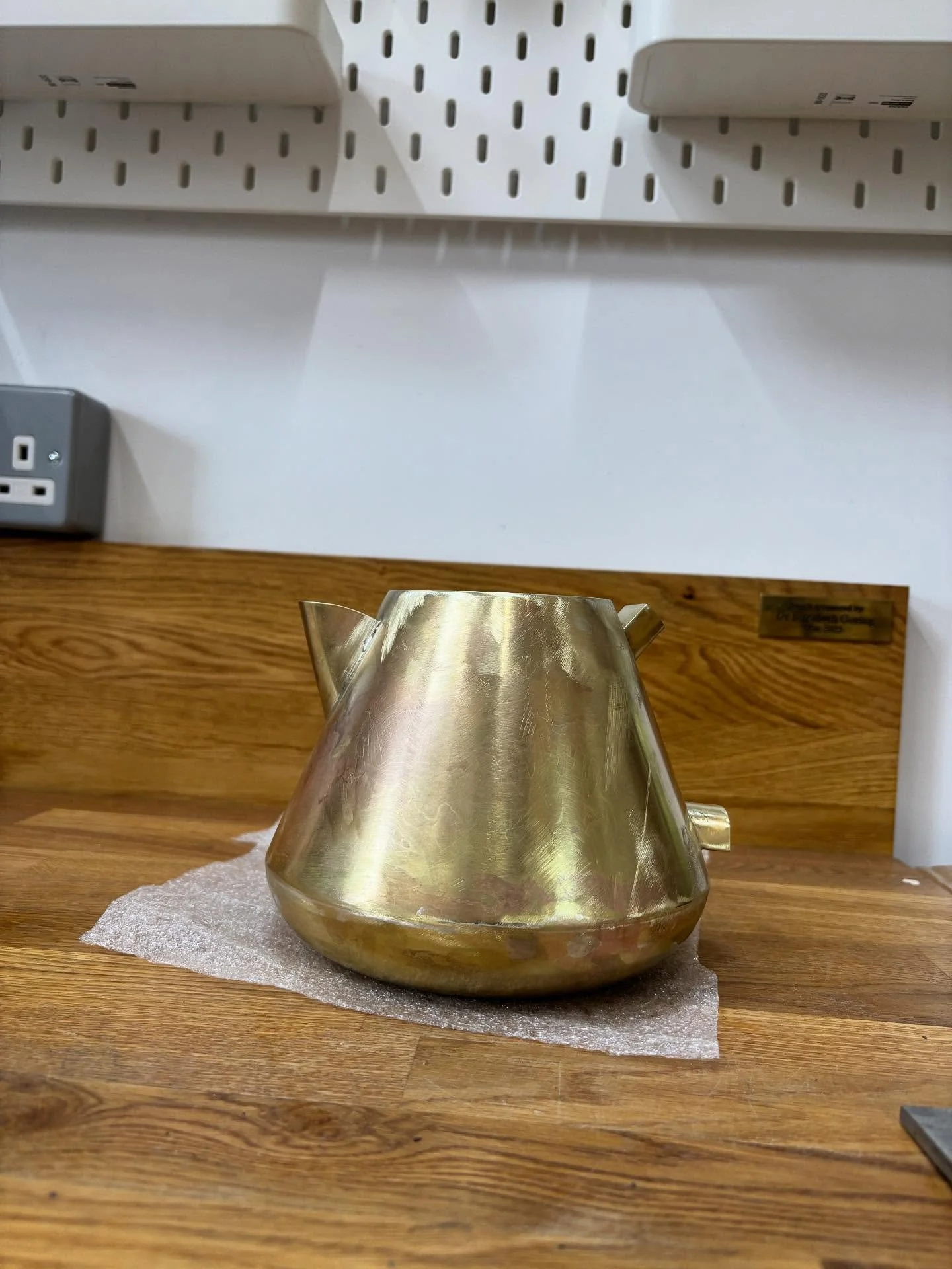 /// THE HUGO BURGE FOUNDATION MARCHMONT RESIDENCY /// Today I head off from this magical place. It has truly been an amazing month. Myself, Robbie @robbiebushe (an artist) and Tendai @tendaihuchu (a writer) all began a months residency on the same da