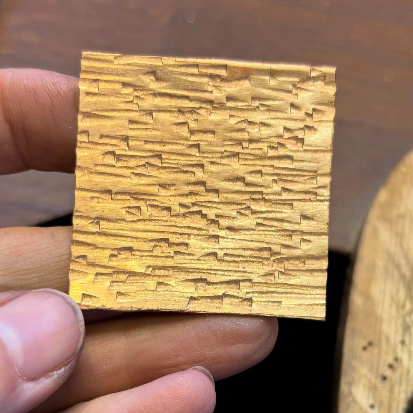 /// TEXTURE /// Very much enjoying this texture I&rsquo;ve created on this square of copper, to go into a lid of a box. It&rsquo;s going to look so good once it&rsquo;s polished. 

Thought it deserved its own spot on the grid. All hail an excellent t