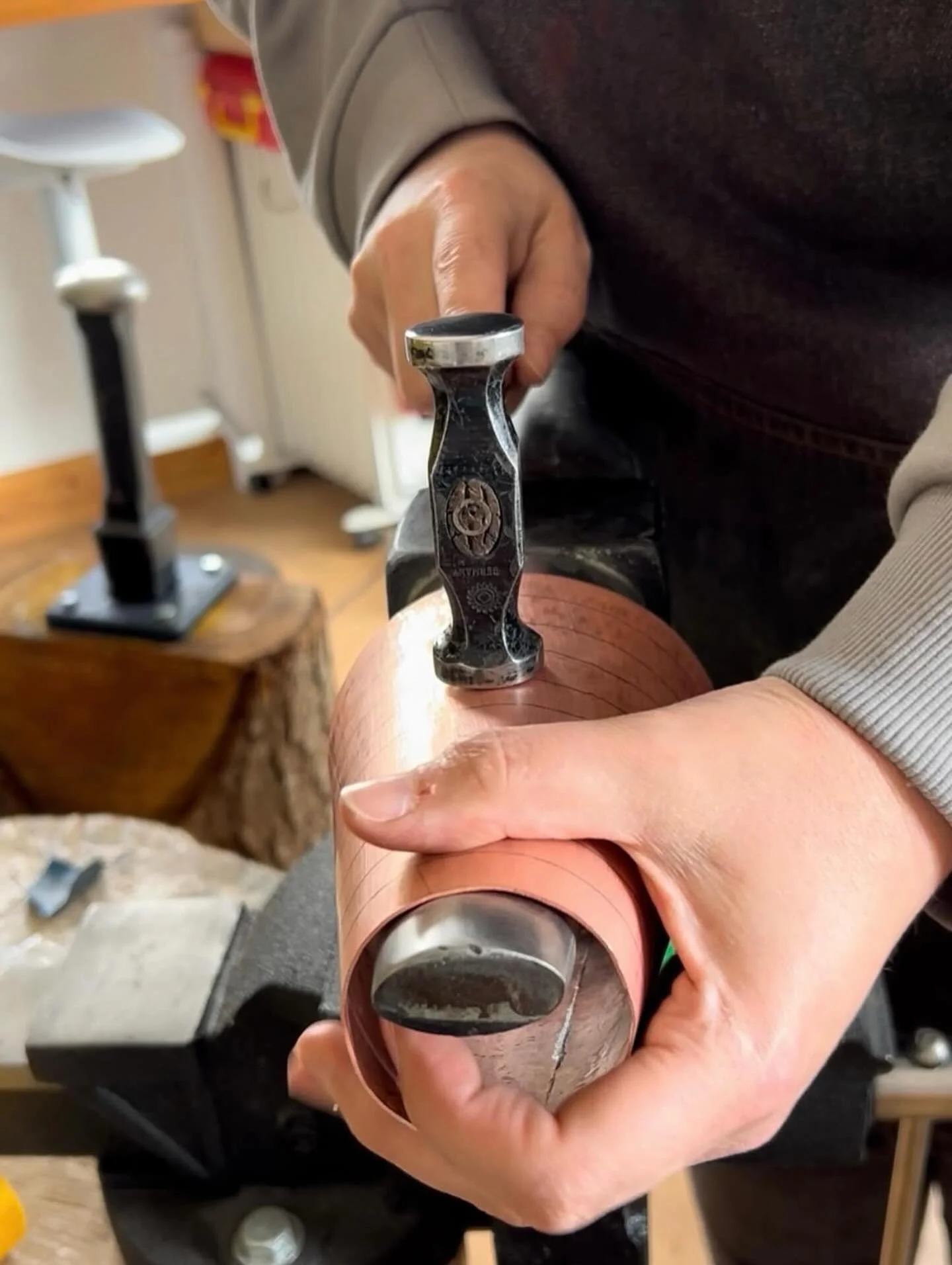 /// WHAT DO I DO? /// I work with my hands using a material made from stardust that existed long before me and will continue to exist long after me. 

What does that actually mean? I design and make jewellery and silverware from recycled gold and sil