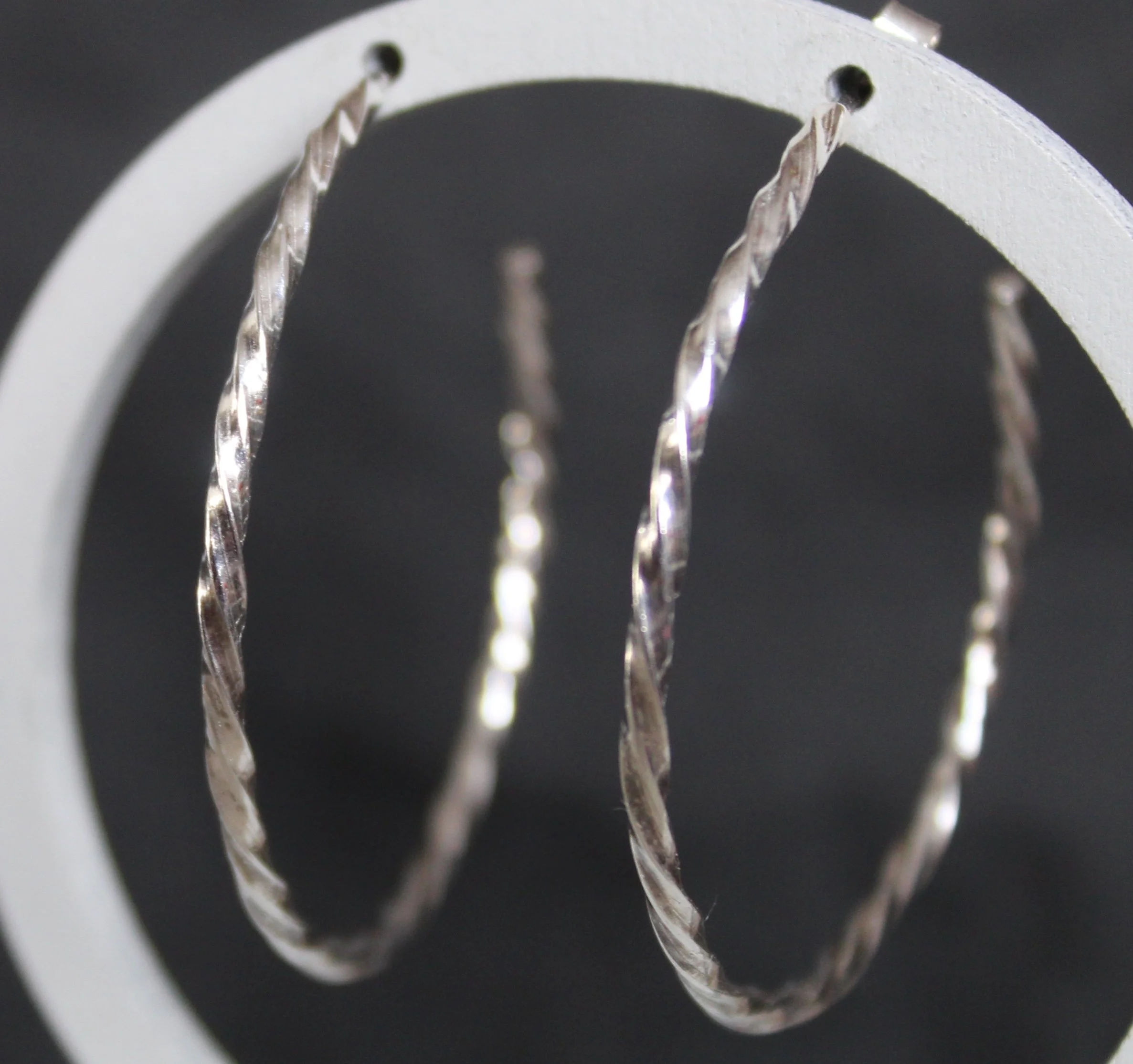 twisted hoops close.JPG