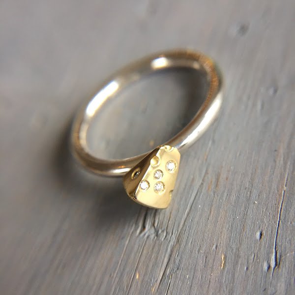 Yellow gold and diamond cheese