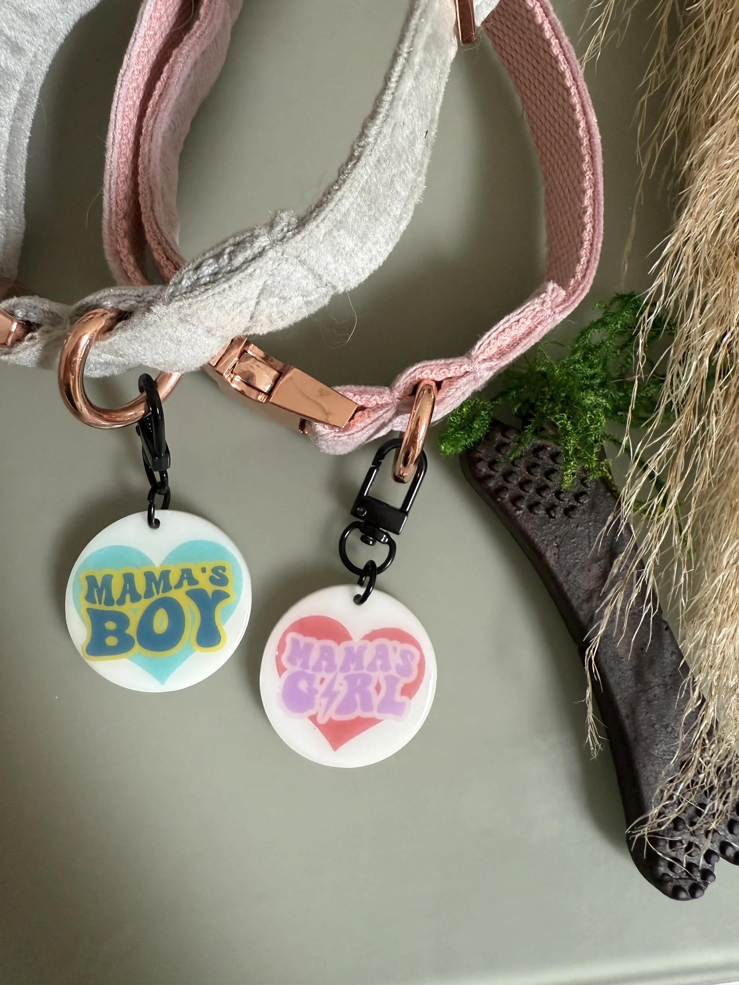 Mamas Girl Boy Collar Charm