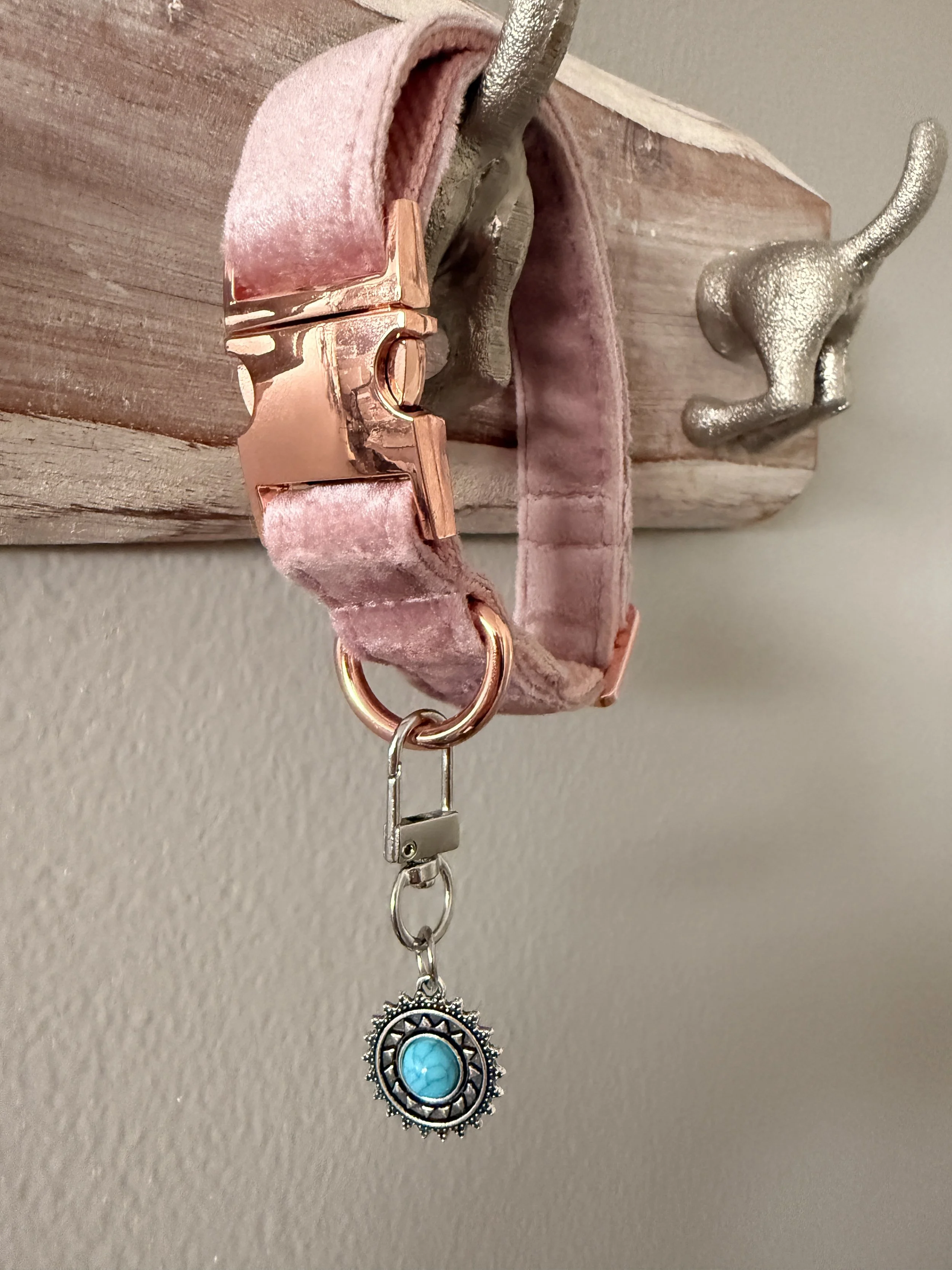Sun Turquoise Collar Charm1.JPG