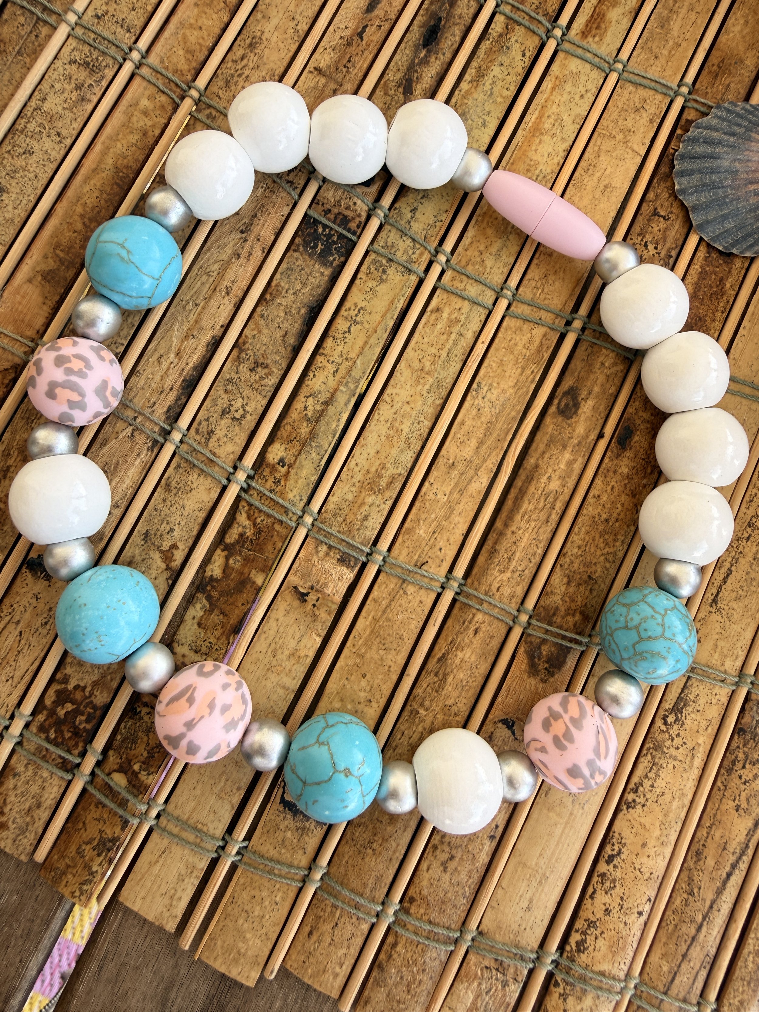 Pink Saddle Pet Necklace2.JPG
