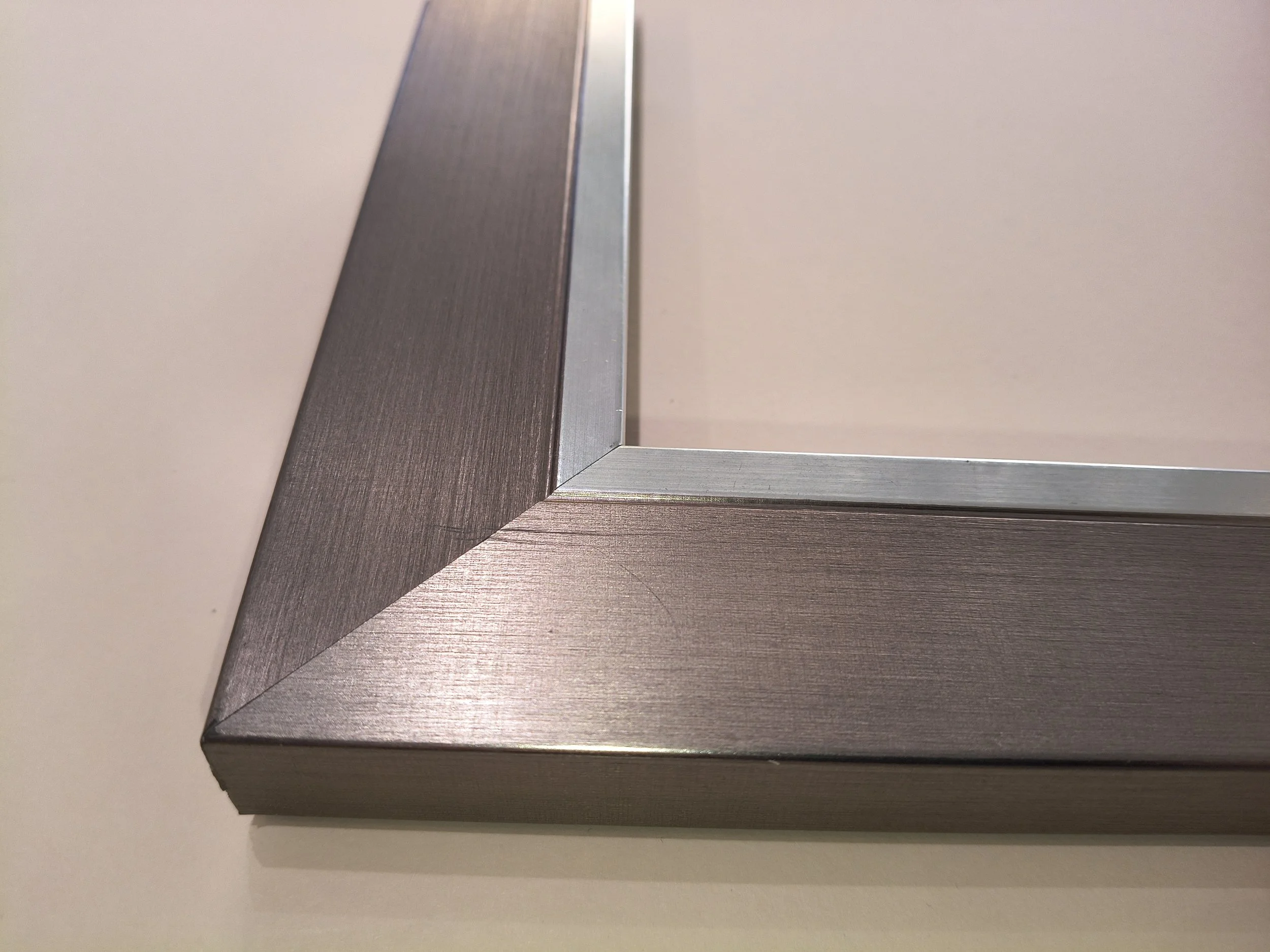 Brush Aged Silver Effect, Polished Silver Fillet