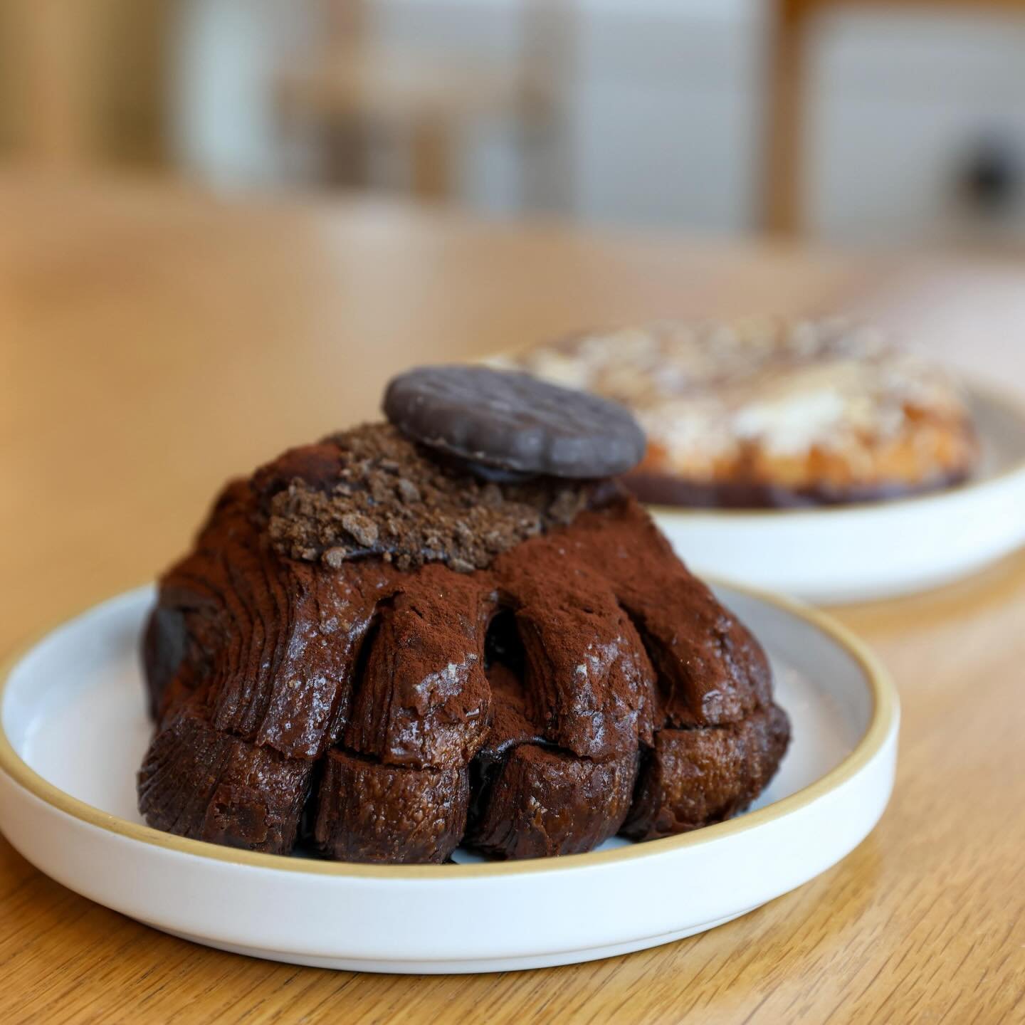 Our Girl Scout Pastries are back! Get them this weekend at our bakery in New Paltz, as well as @poughkeepsiefarmproject and @beaconfarmersmarket!

🥐 Thin Mint Croissant: This twice-baked double chocolate croissant is filled with chocolate almond fra