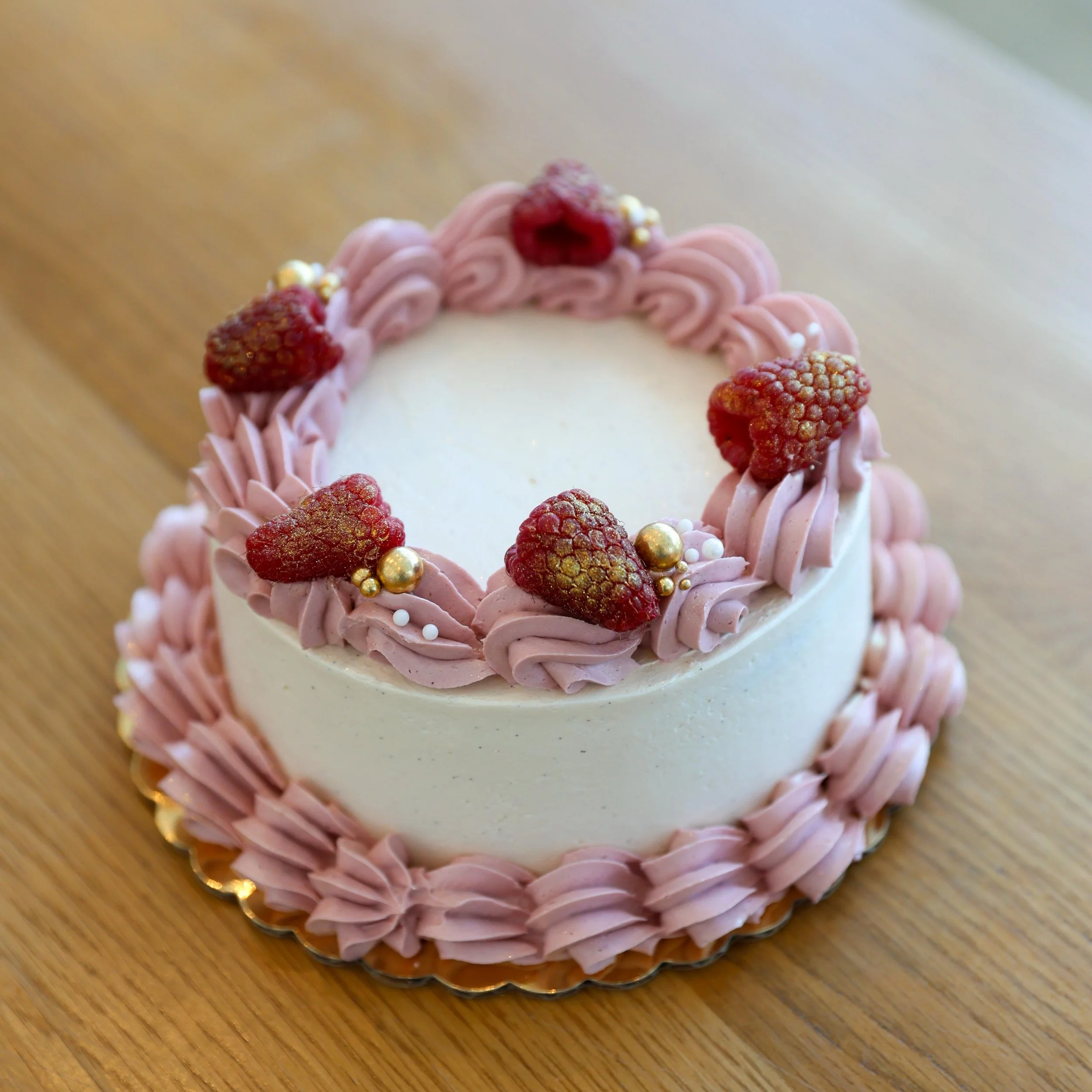 6" Chocolate, Vanilla & Raspberry Cake