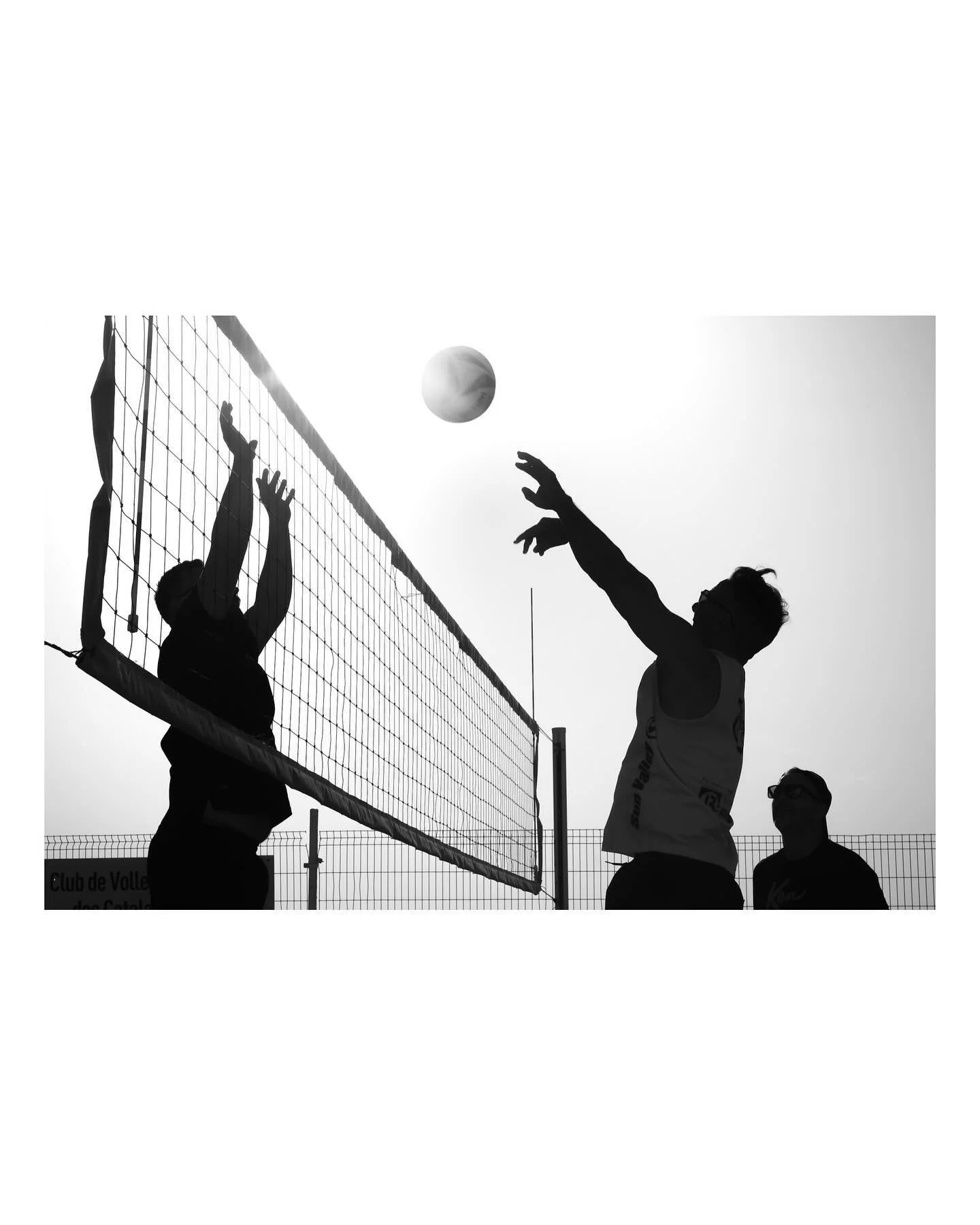 Beach volley 

Marseille, March 2024
.
.
.
.
.
#rromastreet
#SPi_Collective
#TDMMAG
#sublimestreet
#ig_street
#eyeshotmag
#life_is_street
#sweetnesday
#streets_storytelling
#ourstreets
#capturestreets
#effe4.0
#street_macadam
#streetsgrammers
#bnw_de