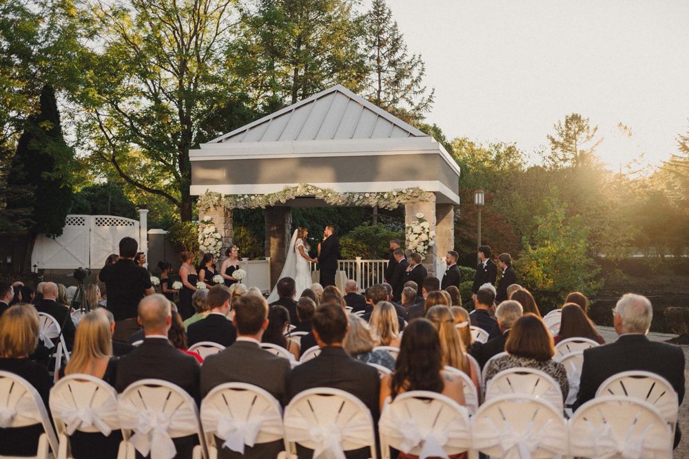 Outdoow wedding ceremony at sunset