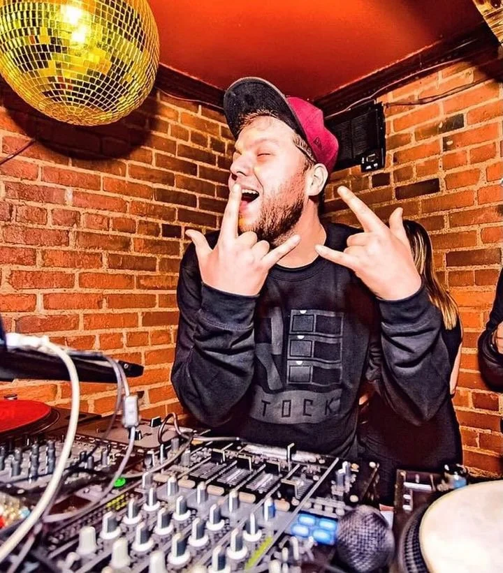 DJ Schedule — Bird of Paradise