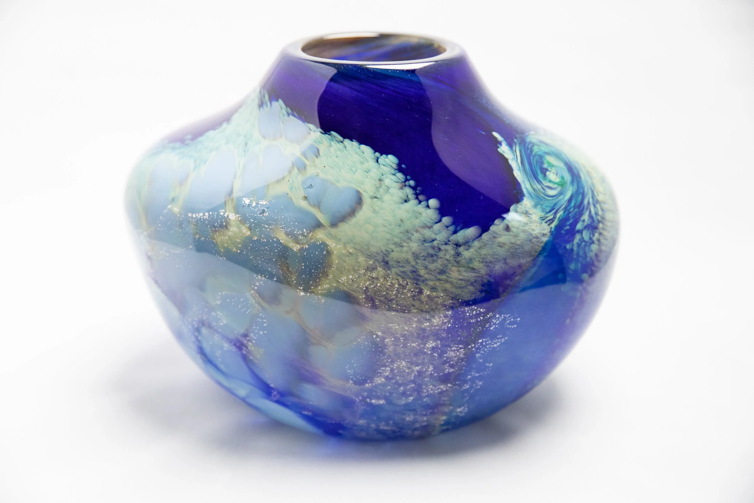 "Algae Rhythm Vessel 1". 14" x 14". 2019