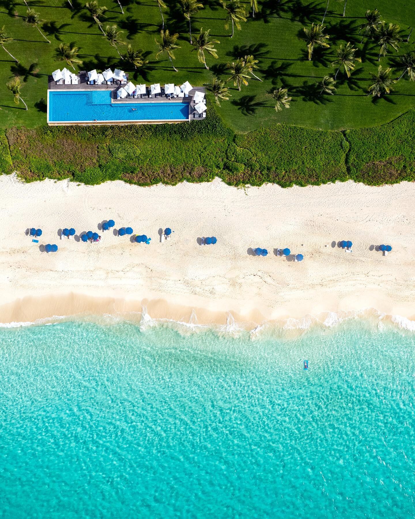 🦅 bird&rsquo;s eye view of one of our favorite beaches 🙌🏻