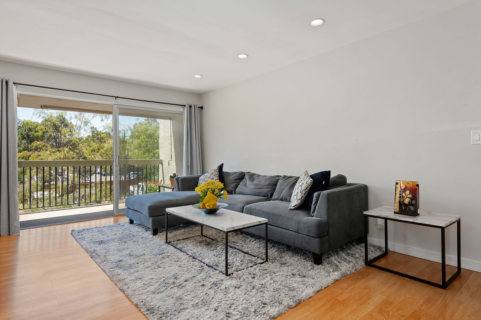 3-web-or-mls-03 - Living Room.jpg