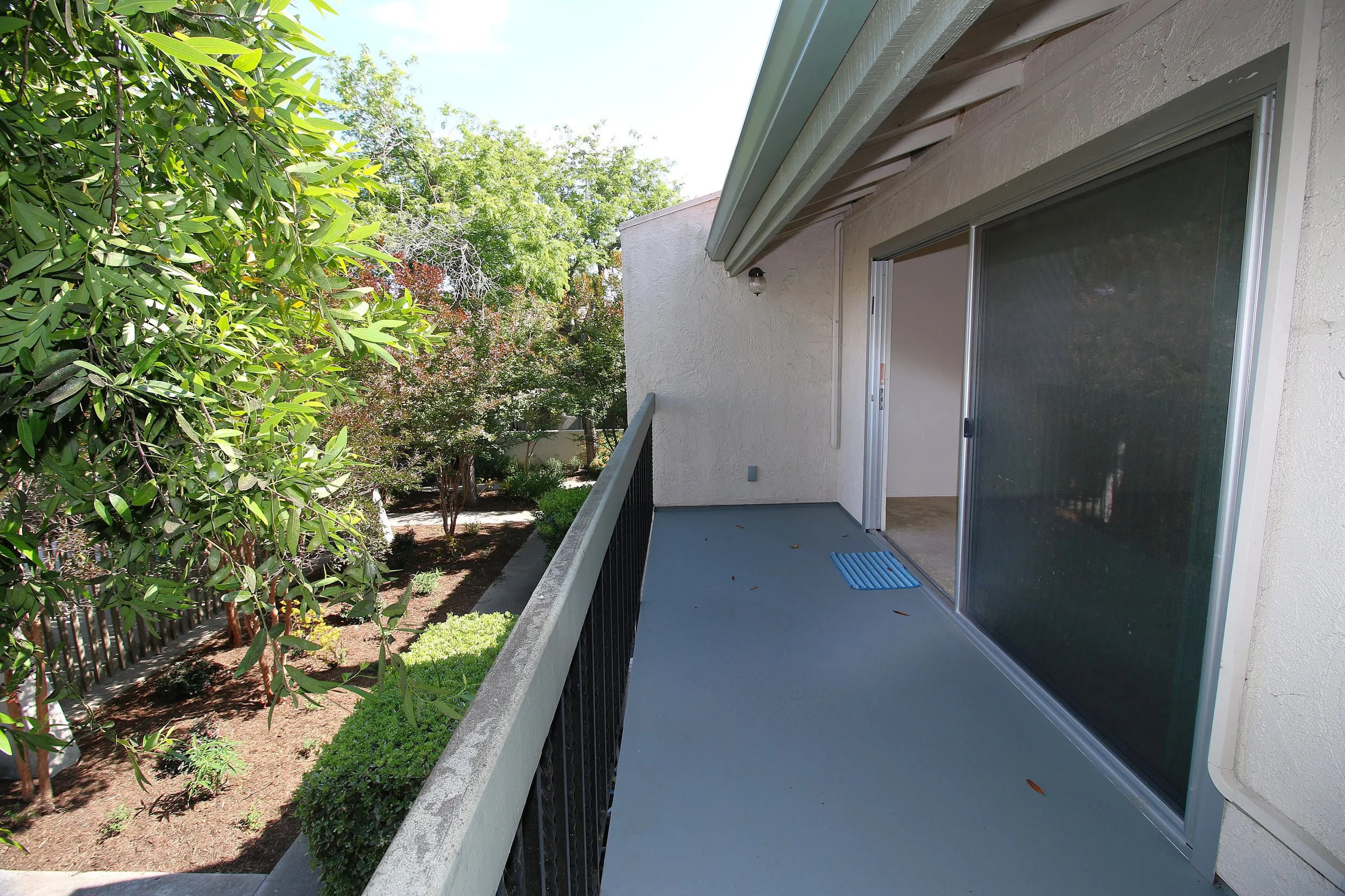 Balcony.JPG