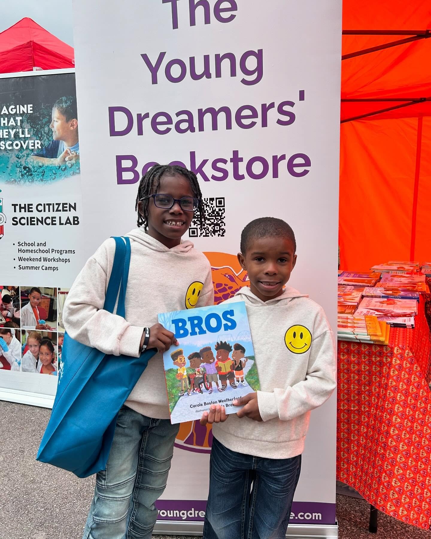 #augustwilsonblockparty2025 #AugustWilsonBlockParty #theyoungdreamersbookstore #Read2Dream