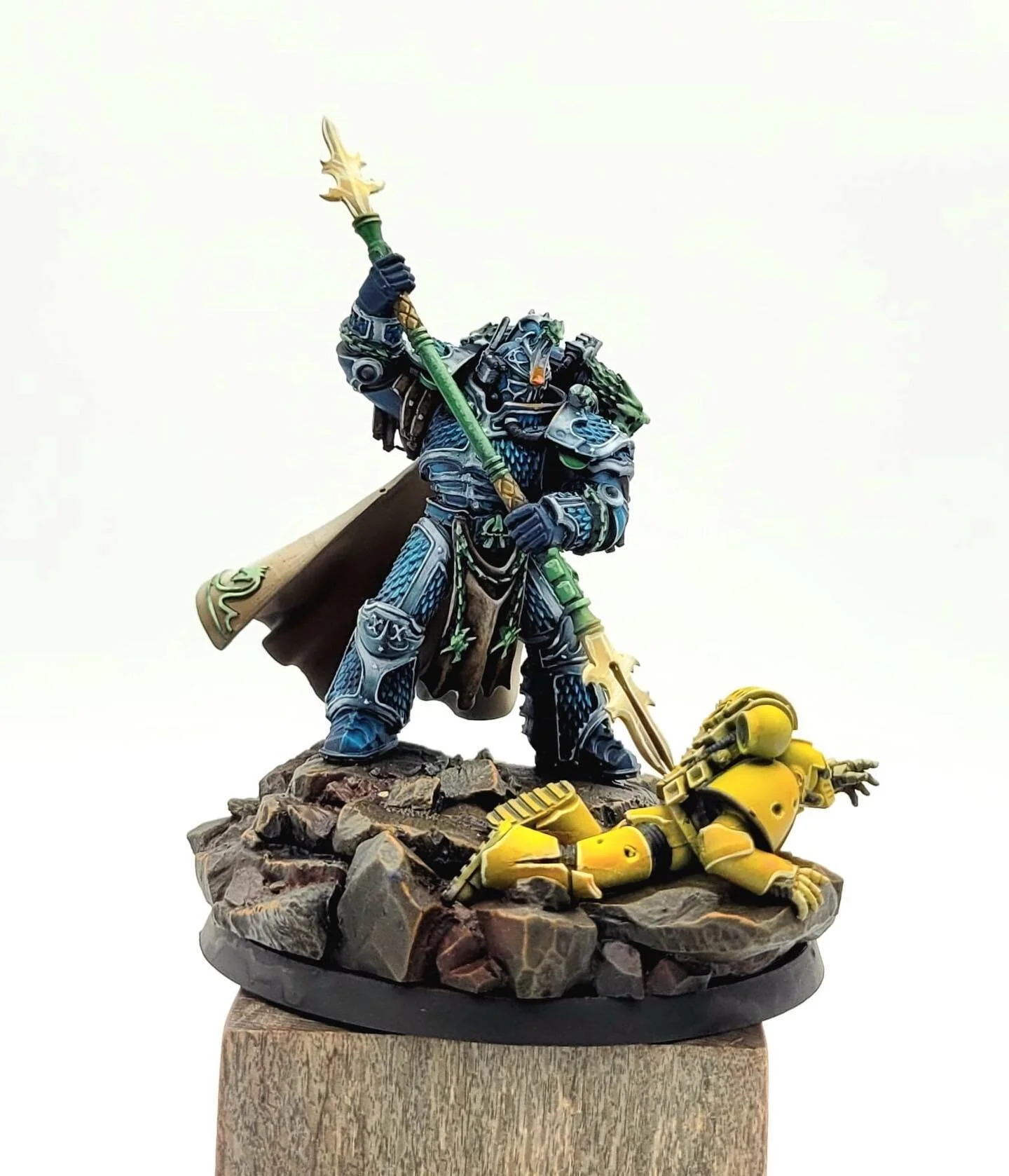 Alpharius commission finished on a diamond level! 
.
www.boogeymanstudios.com
.
.
#warhammer_40k #warhammer40k #warhammerworld #warhammerminiatures #warhammerminis #alpharius #warhammerpainting #warhammerpaintingminiatures #paintingwarhammer #paintin
