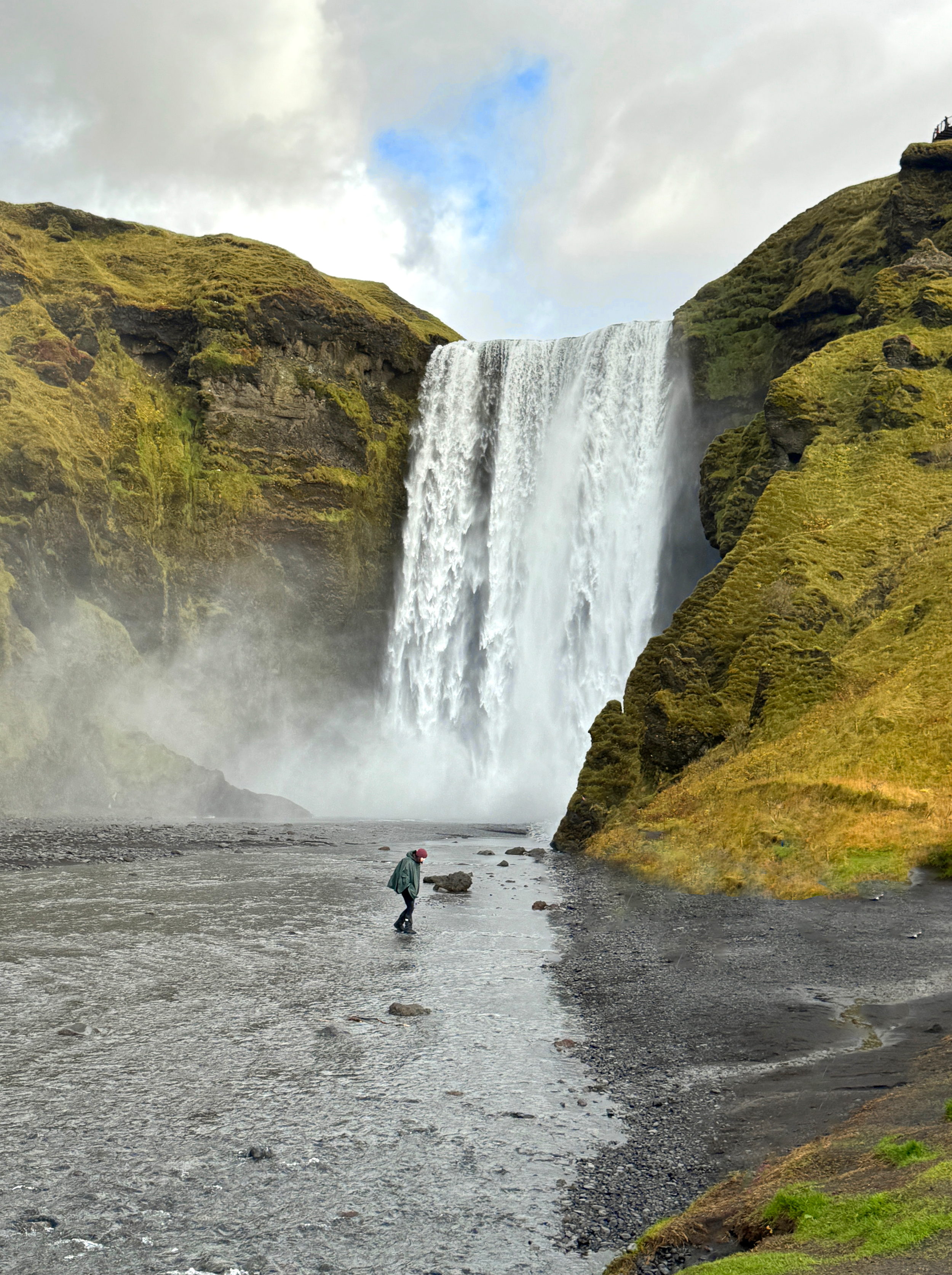 Selojalandsfoss Waterfall