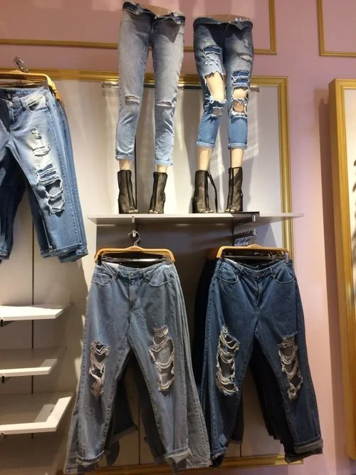 Denim Faceouts with Legs