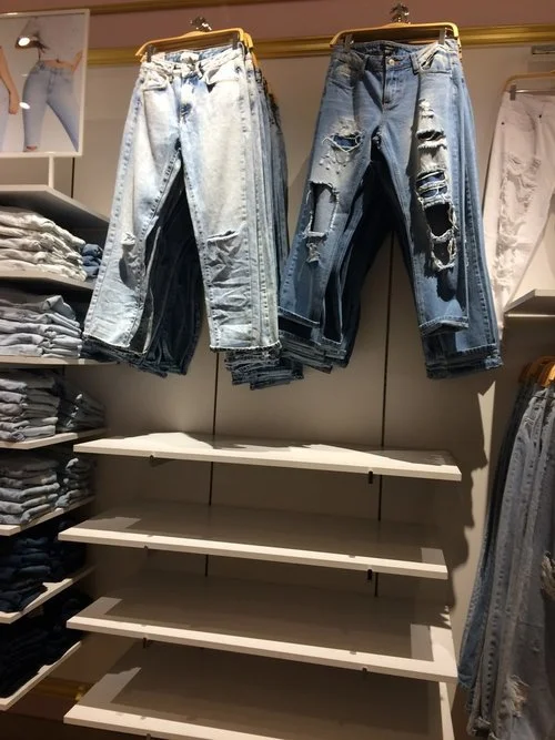 Denim Faceouts with Shelving
