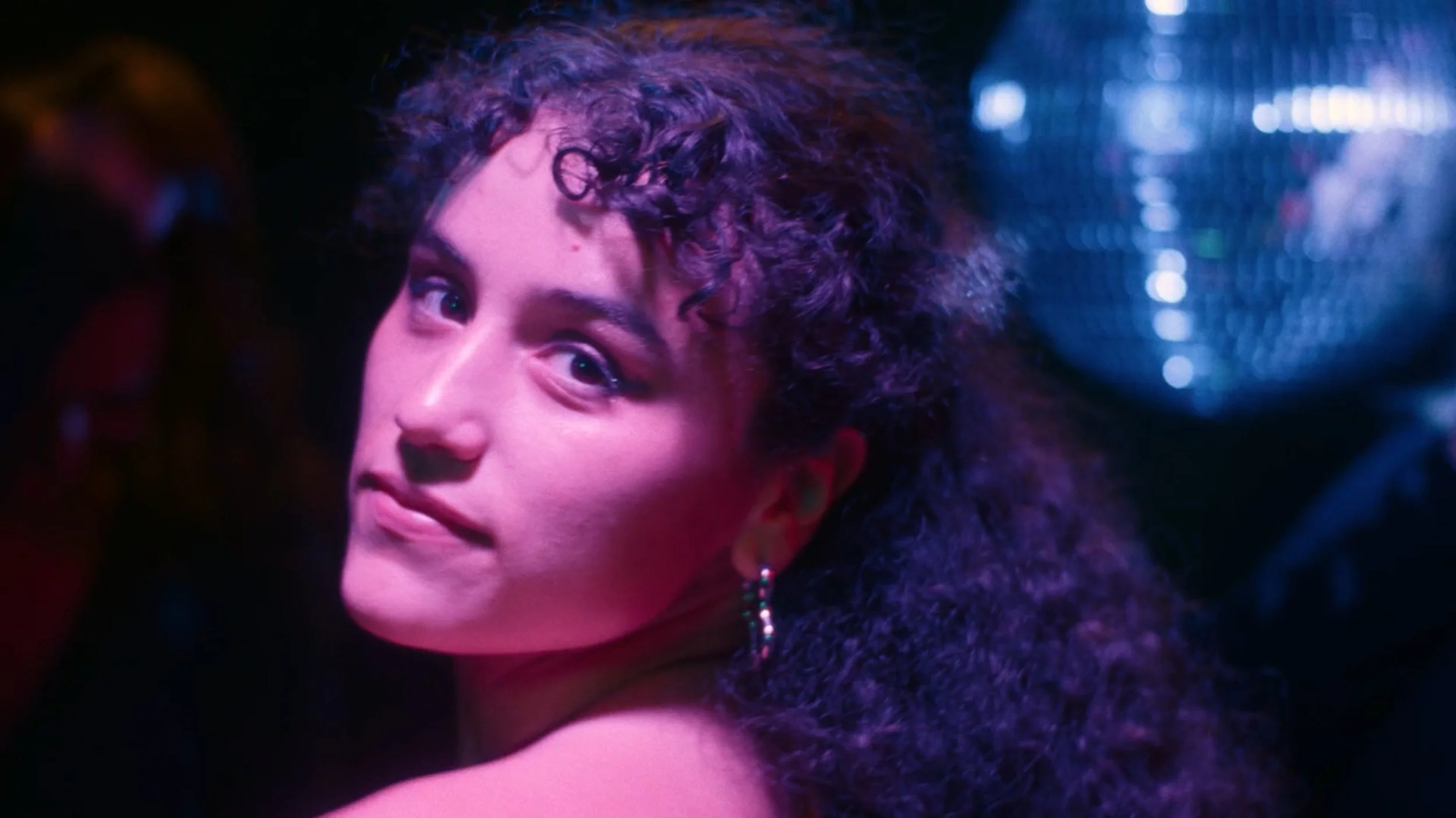 Still 2025-12-01 173730_1.1.16.jpg