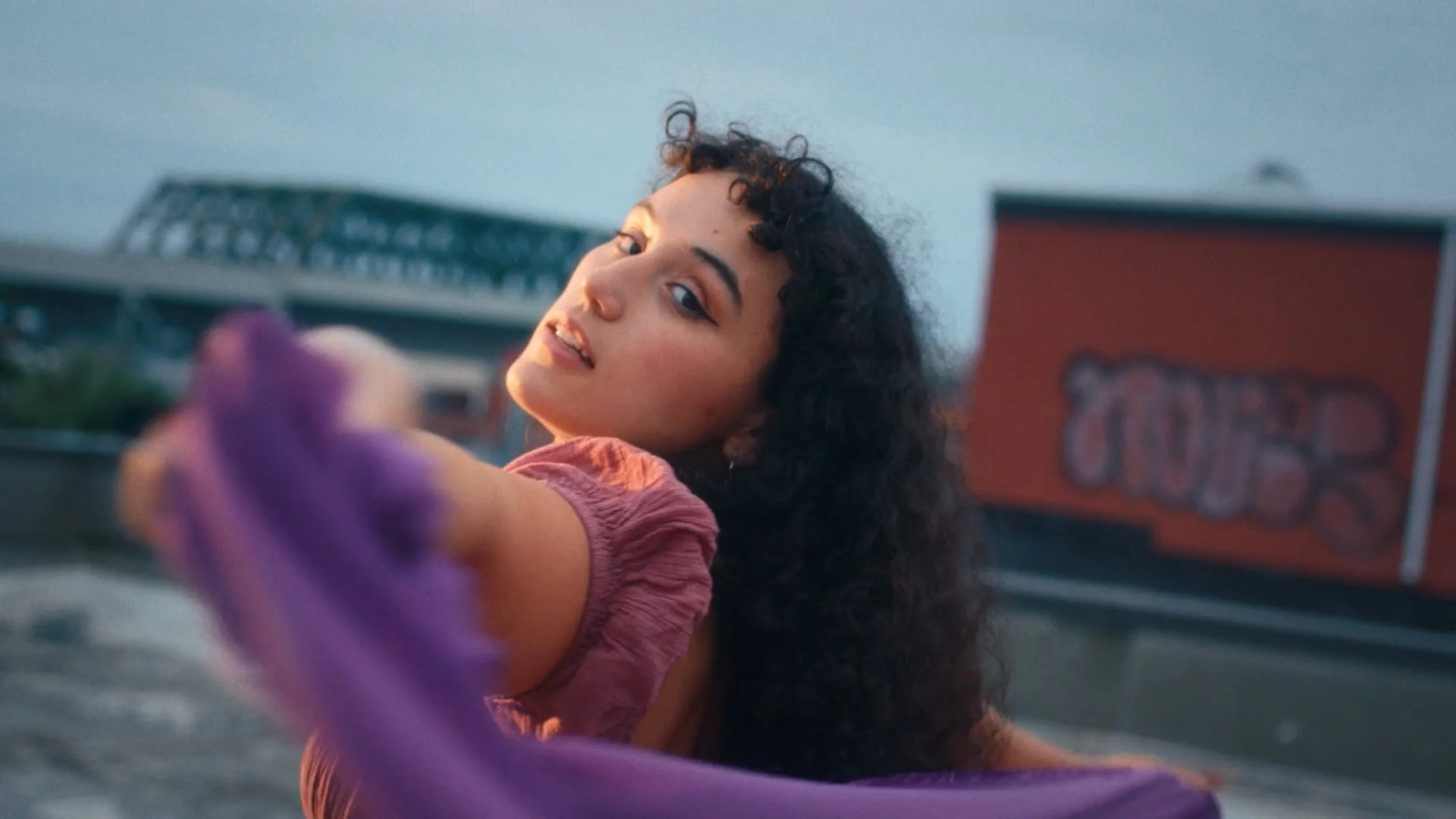 Still 2025-12-01 173730_1.1.12.jpg